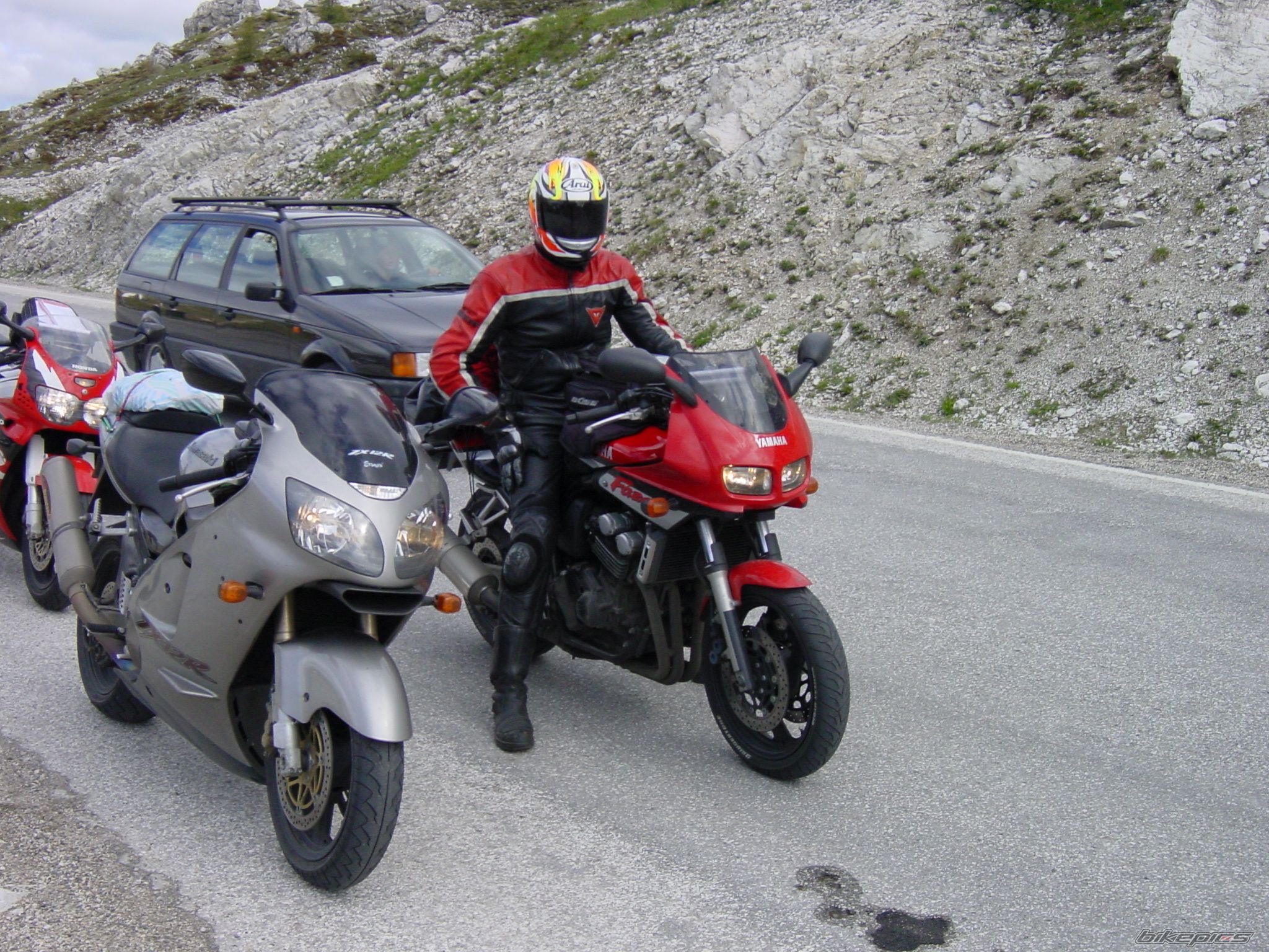 2000 YAMAHA FZS 600 FAZER | Picture 1489538 motorcycle photo