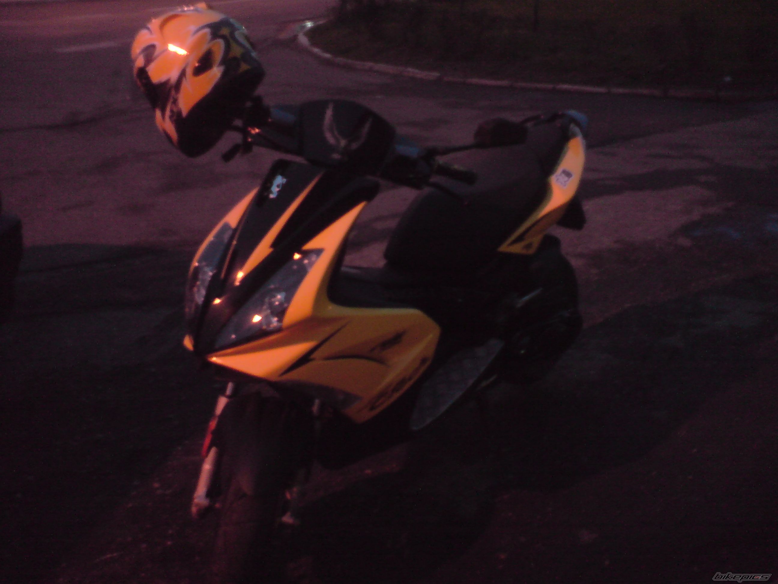 2005 PEUGEOT JET FORCE | Picture 1489541 motorcycle photo