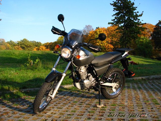 1999 HONDA CLR 125 | Picture 1489765 motorcycle photo