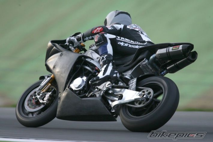 2009 YAMAHA YZF R1 | Picture 1492051 motorcycle photo