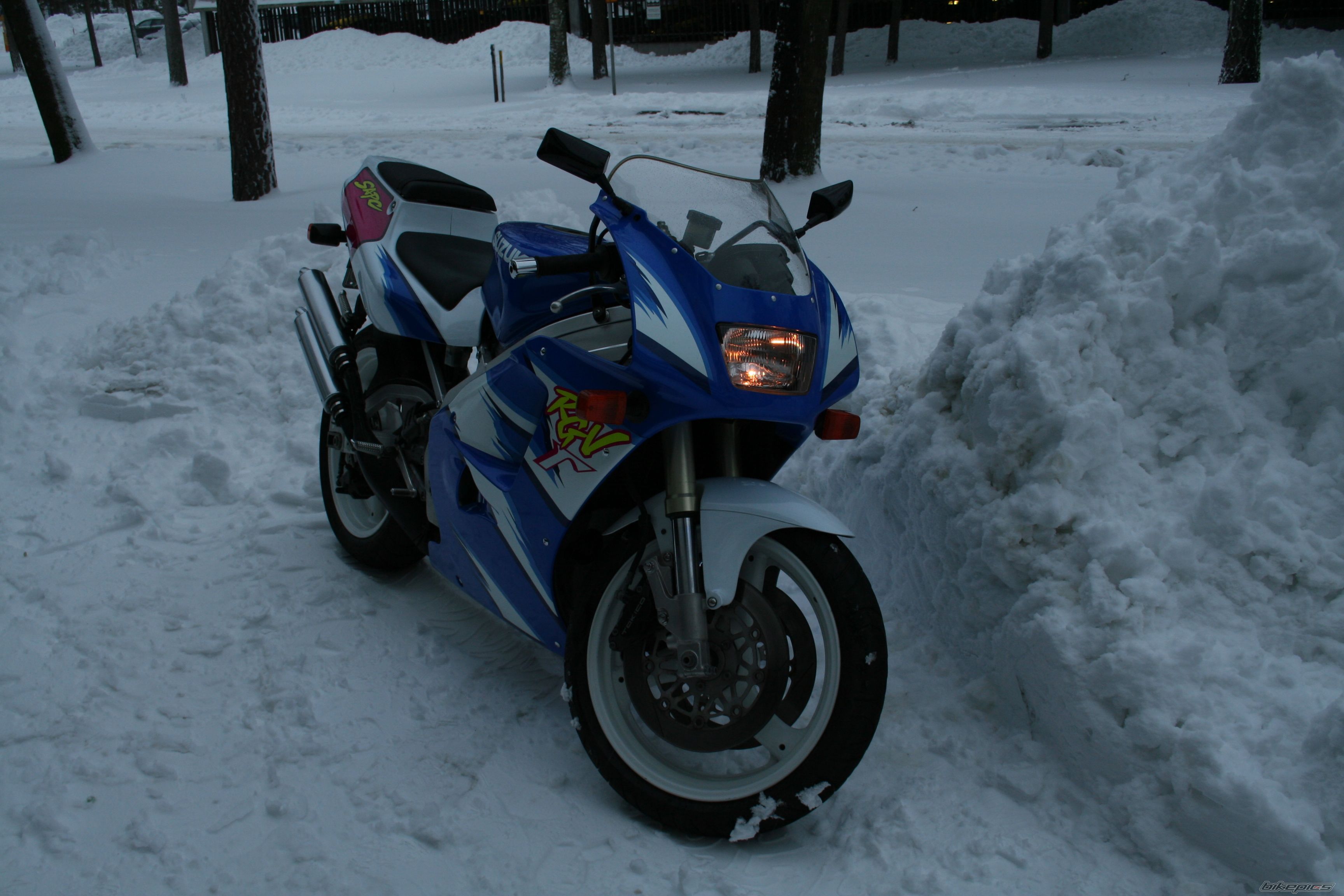 1993 SUZUKI RGV 250 | Picture 1493237 motorcycle photo