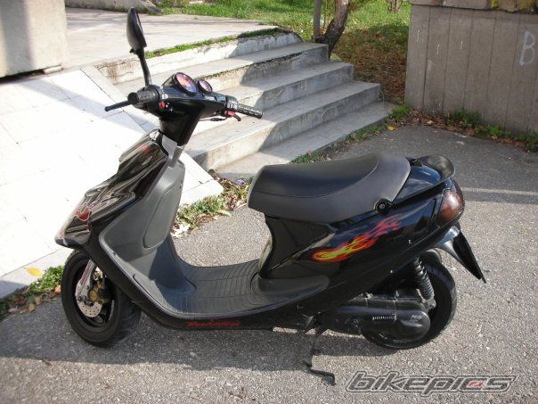 1997 MALAGUTI F 10 50 | Picture 1493829 motorcycle photo