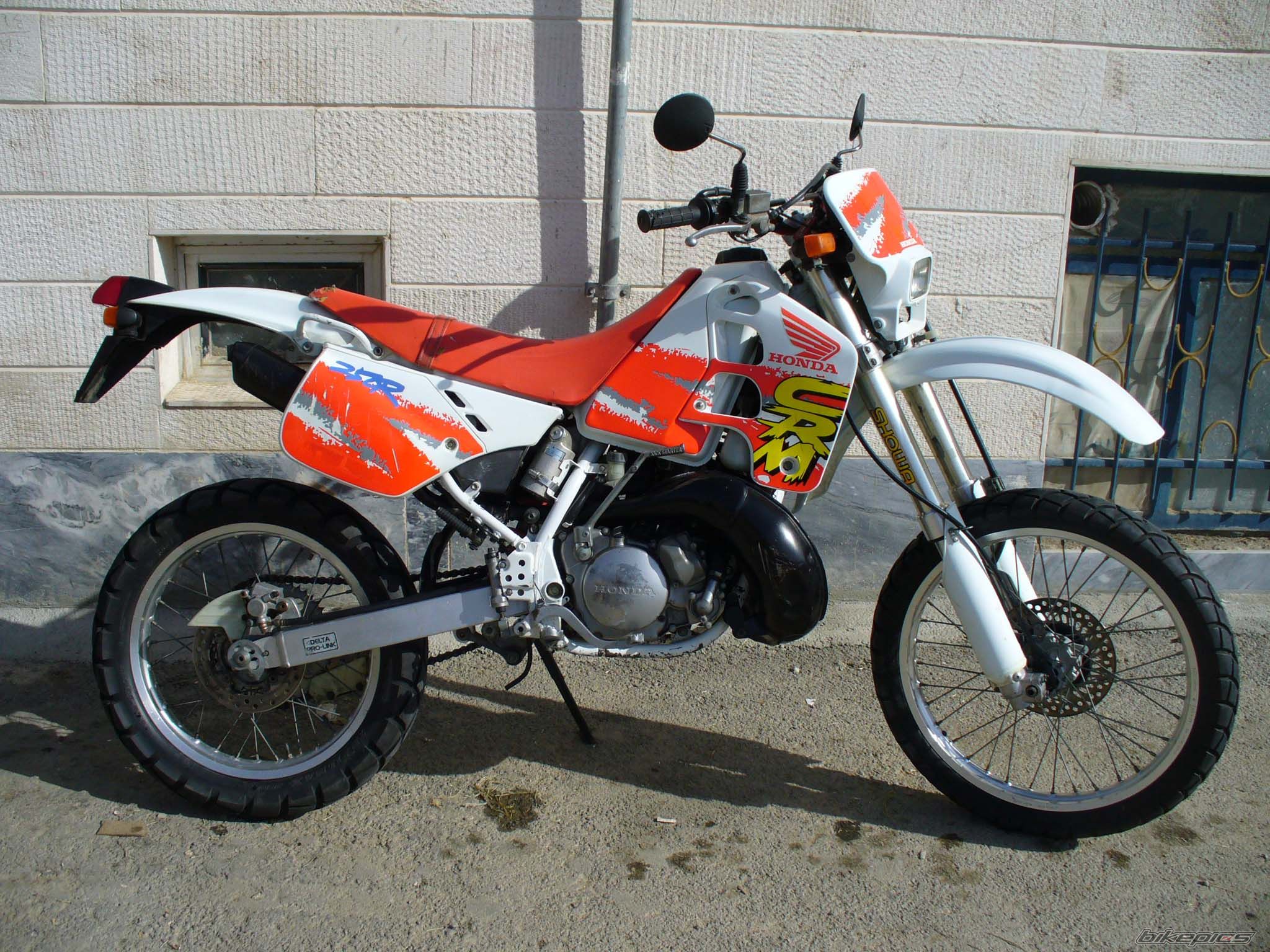 1993 HONDA CRM 250 | Picture 1494084 motorcycle photo