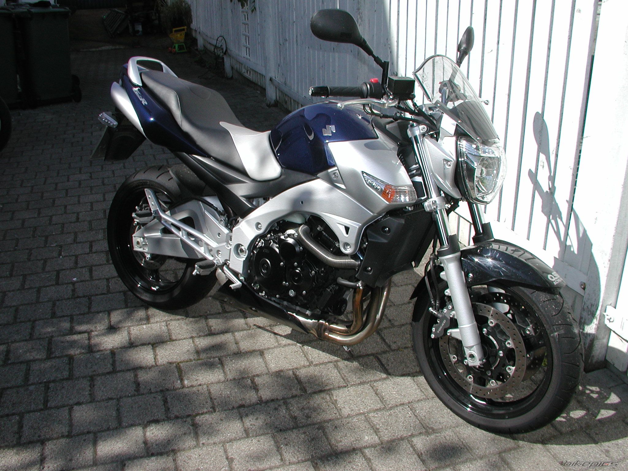 2007 SUZUKI GSR 600 | Picture 1494205 motorcycle photo