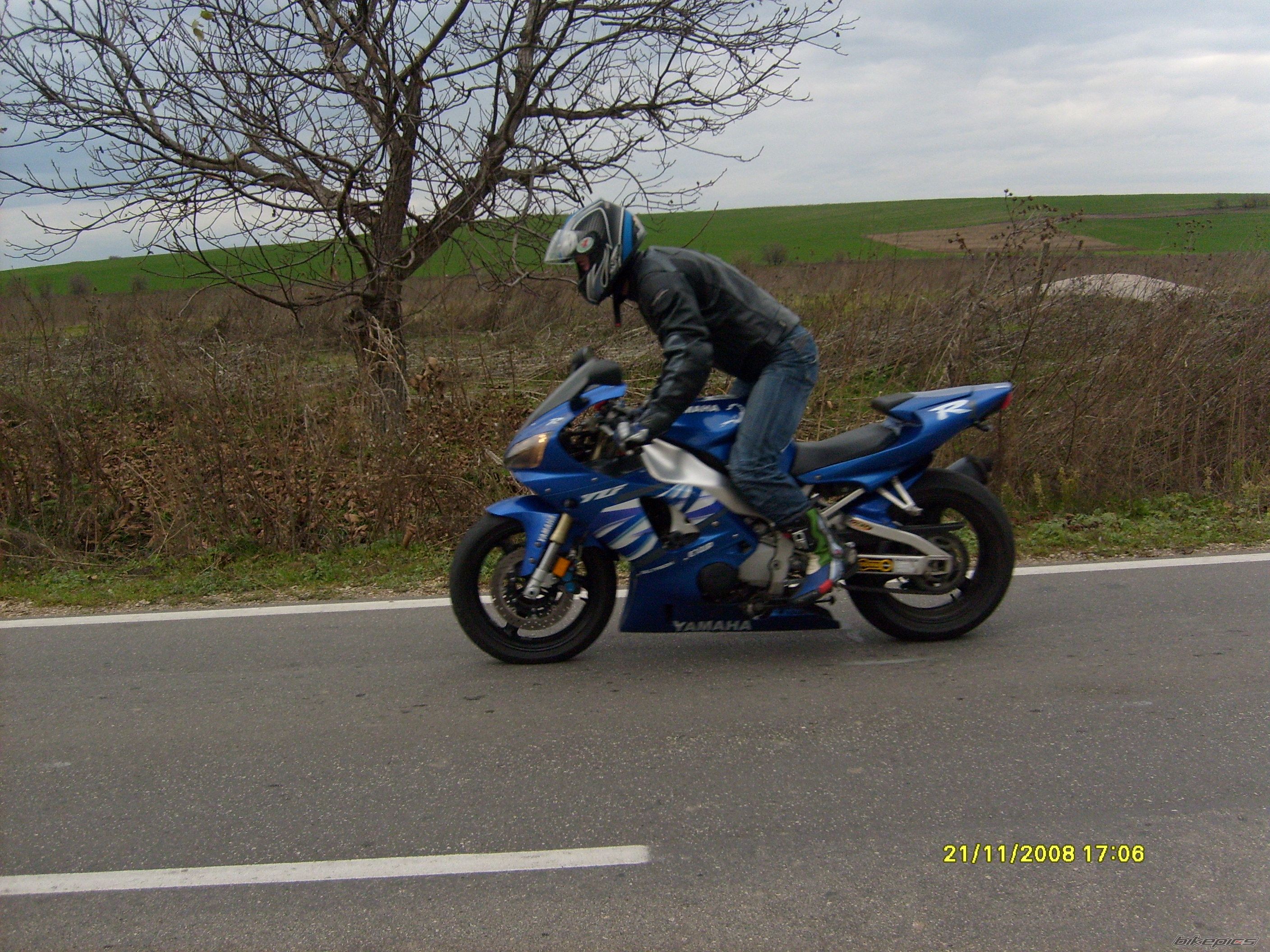 2000 YAMAHA YZF R1 | Picture 1494912 motorcycle photo