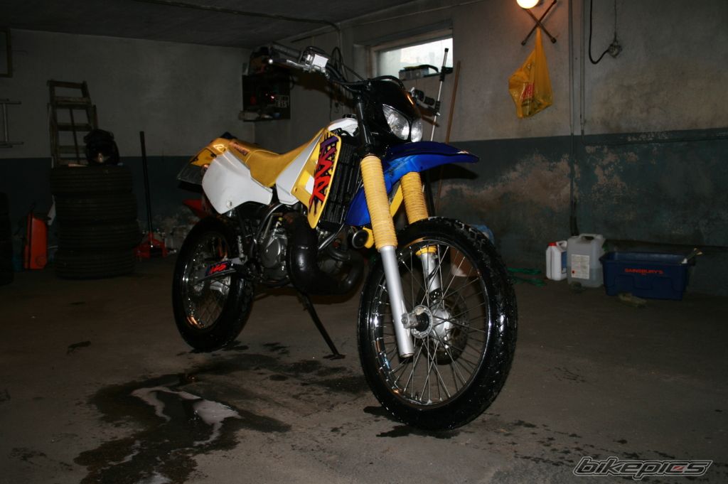 1998 SUZUKI TS 125 | Picture 1494997 motorcycle photo