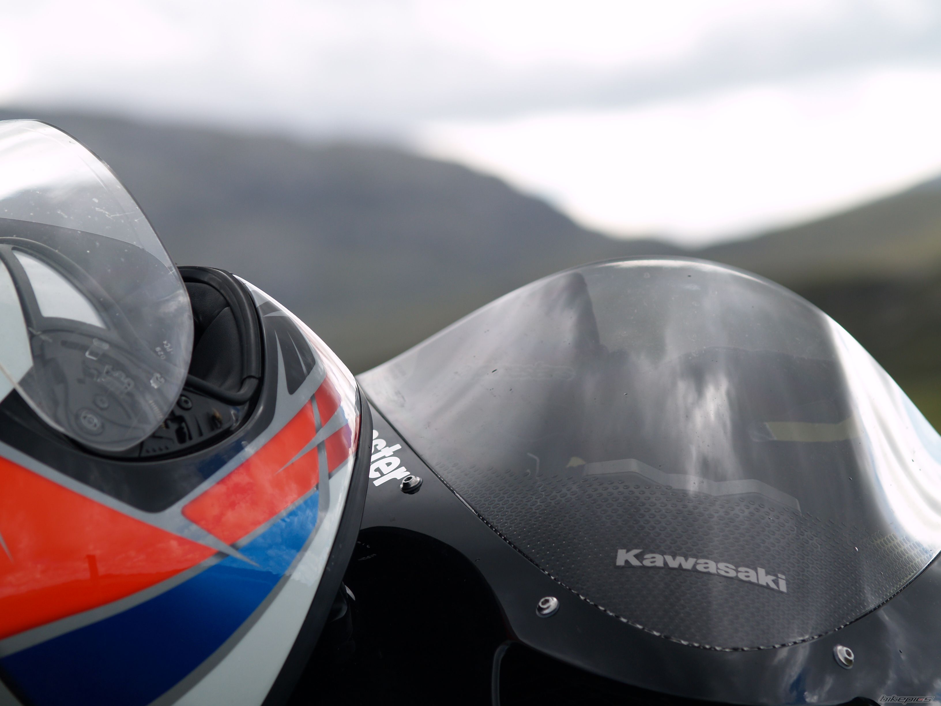 2007 KAWASAKI ZX 10R | Picture 1496555 motorcycle photo