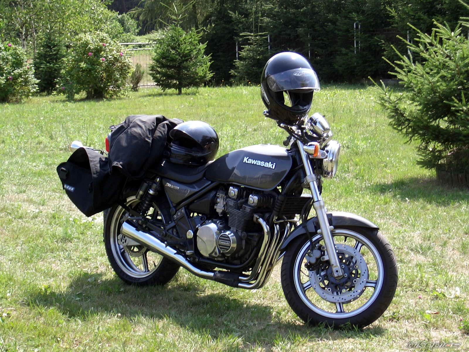 1992 KAWASAKI ZEPHYR 550 | Picture 1497396 motorcycle photo