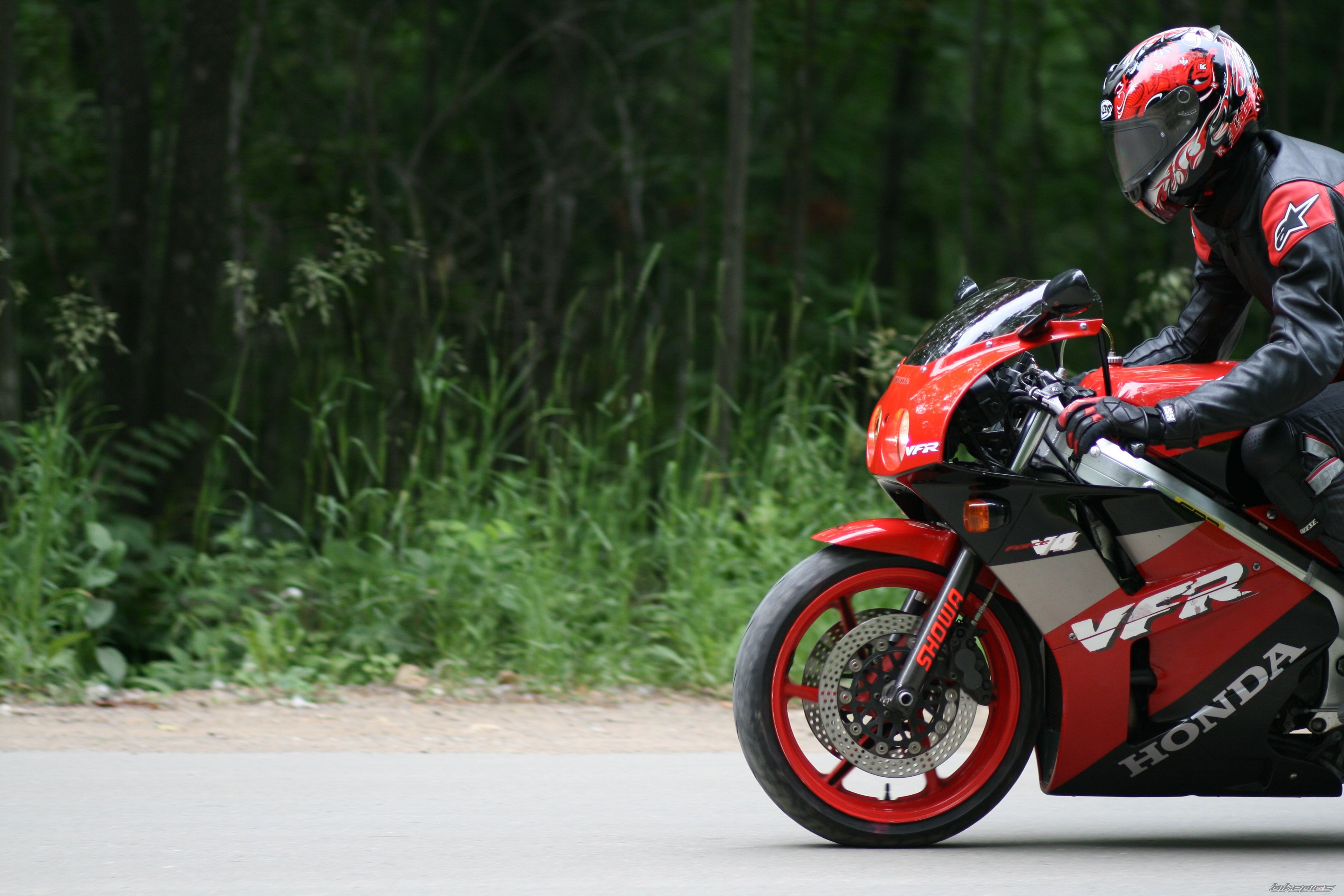 1991 HONDA VFR 400 | Picture 1498104 motorcycle photo