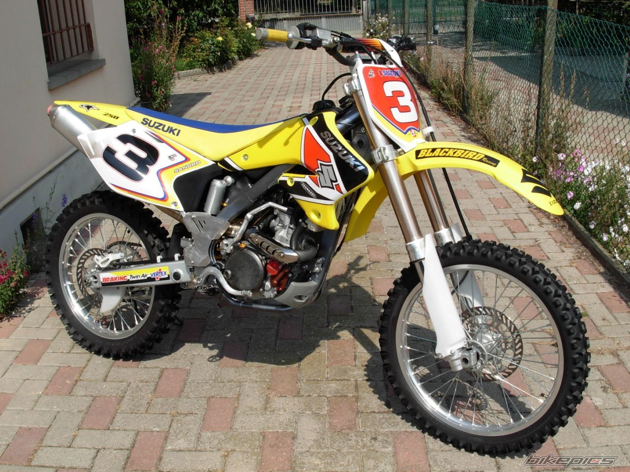 2004 SUZUKI RM 250 Z | Picture 1499554 motorcycle photo