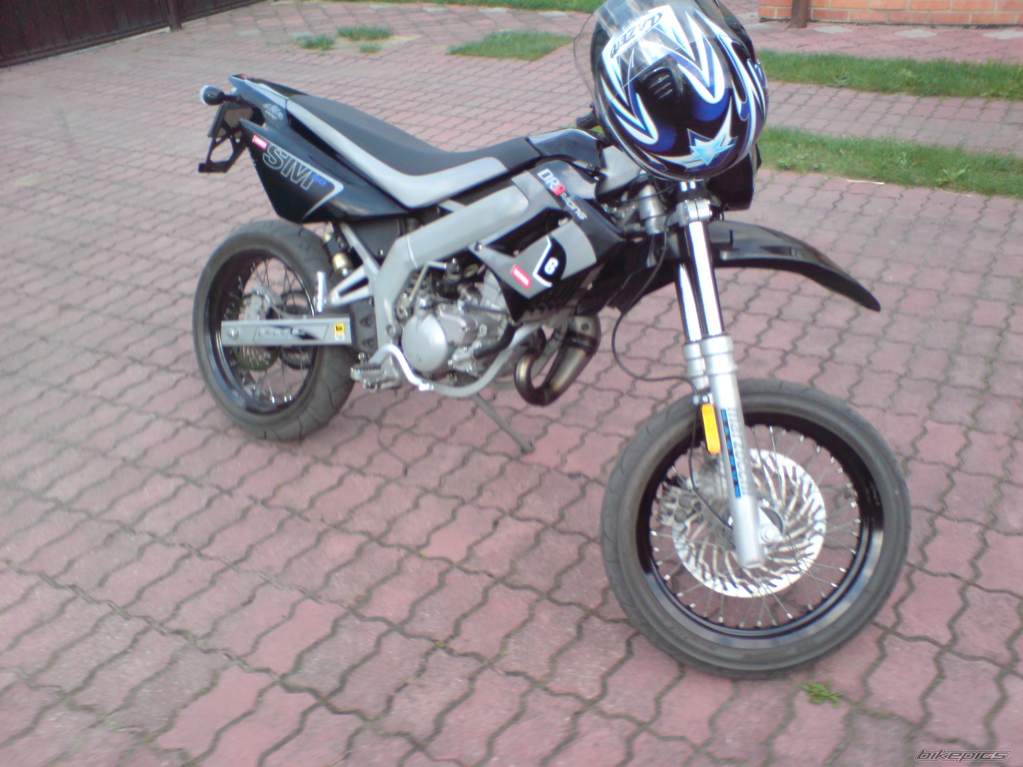 2007 DERBI SENDA DRD SM 50 | Picture 1499740 motorcycle photo