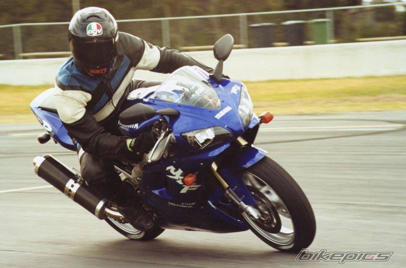 1998  YZF R1 | Picture 15 motorcycle photo
