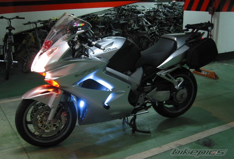2005 HONDA VFR 800 | Picture 1500560 motorcycle photo
