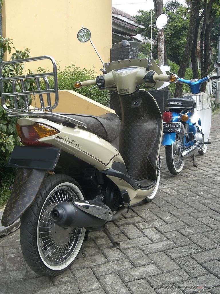 2003 YAMAHA MIO | Picture 1501747 motorcycle photo