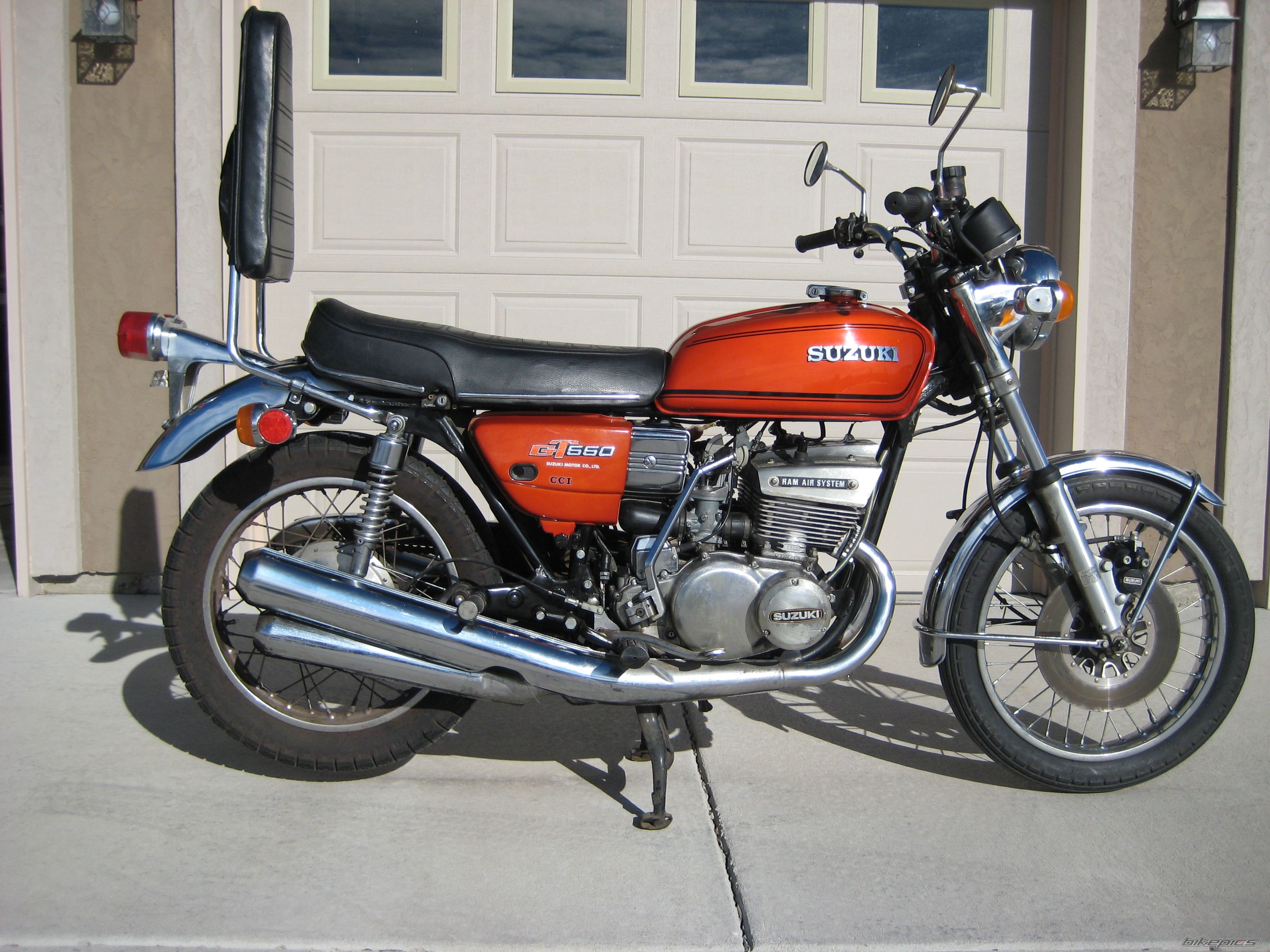 1975 SUZUKI GT 550 | Picture 1502377 motorcycle photo