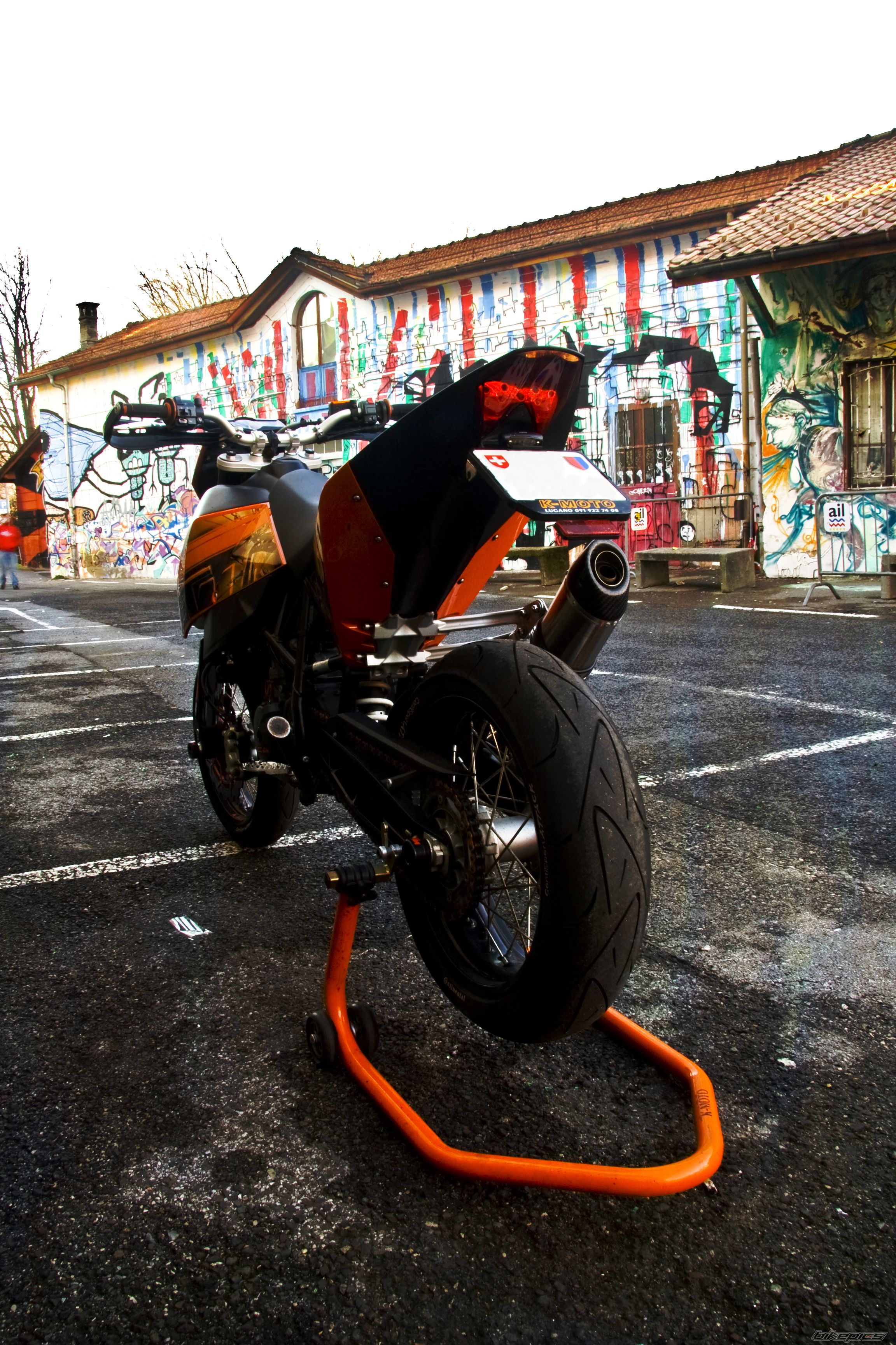 2007 KTM 690 SUPERMOTO | Picture 1502427 motorcycle photo