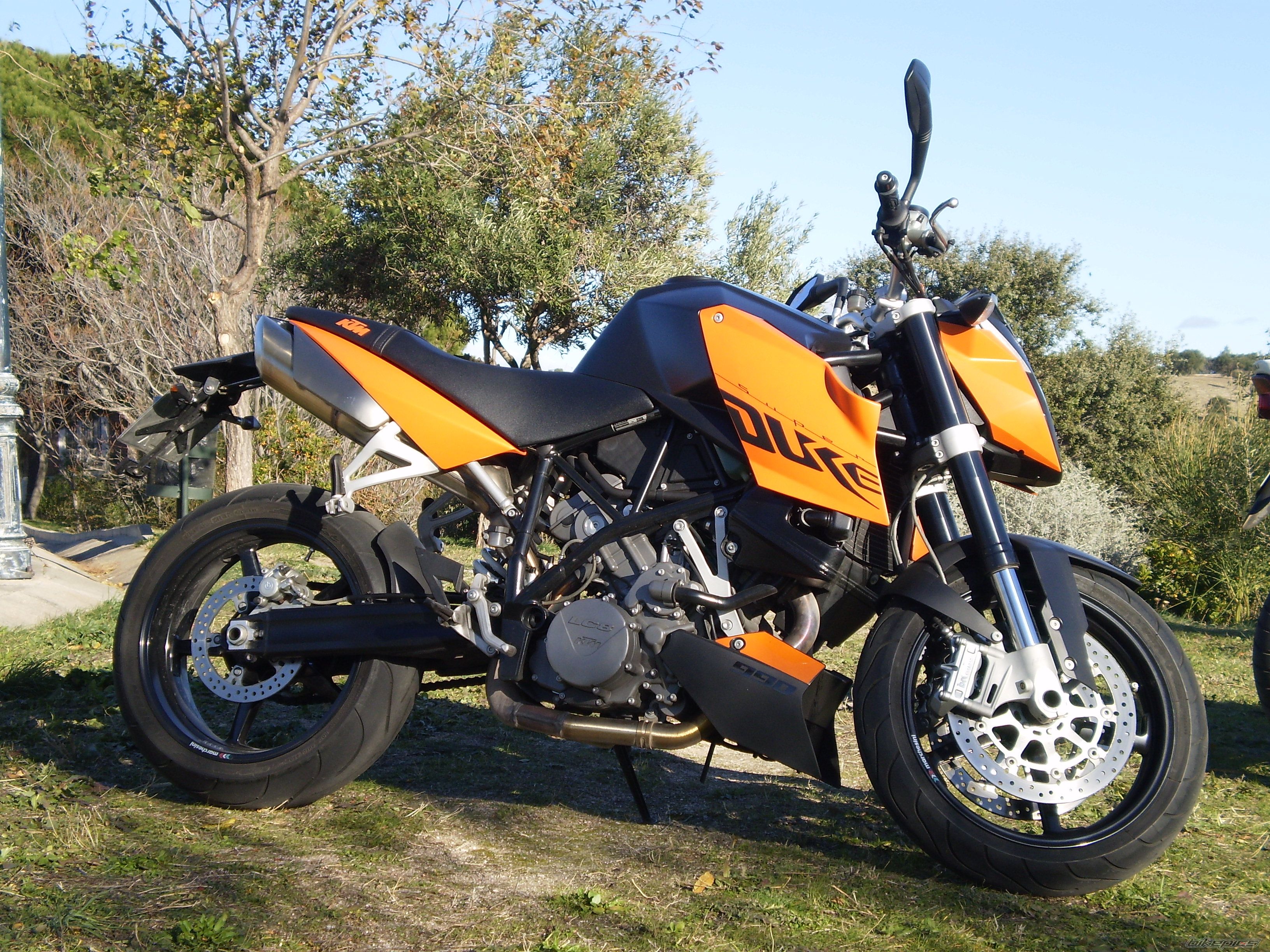 2003 SUZUKI GSX R 600 | Picture 1502827 motorcycle photo