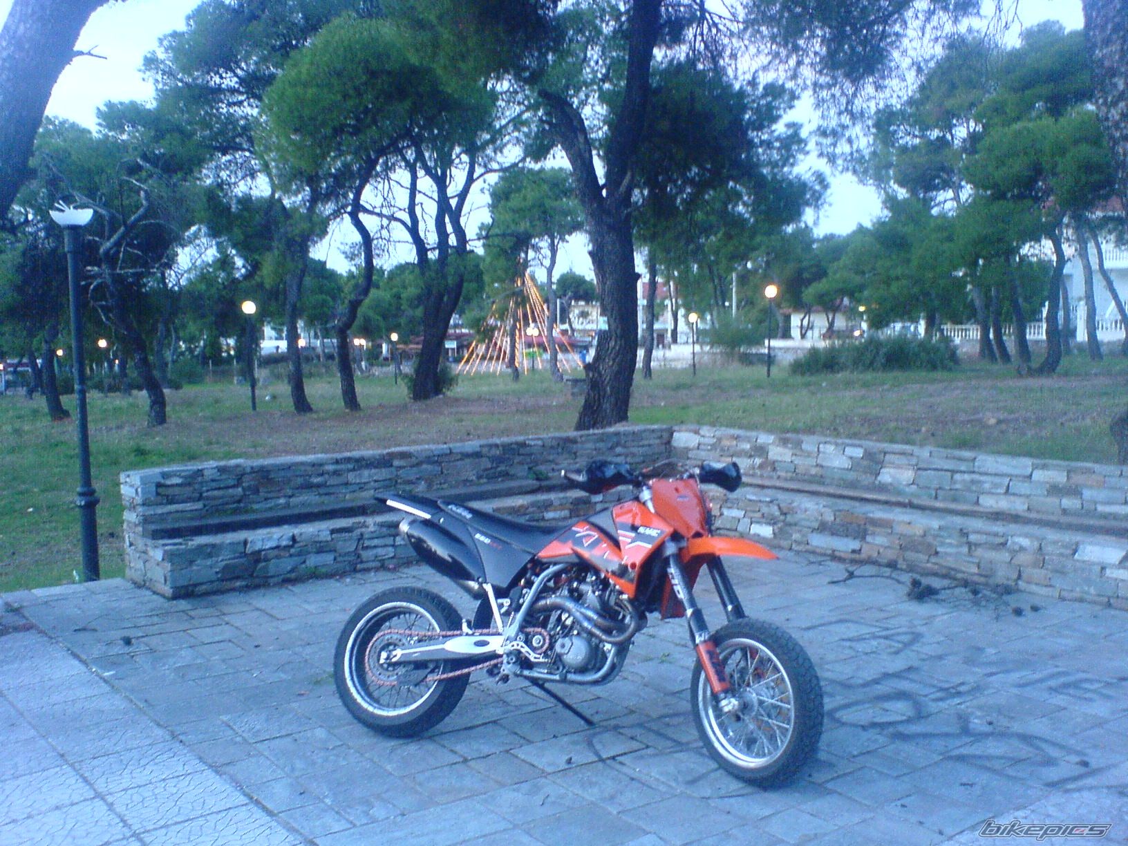 2004 KTM 660 SMC | Picture 1504092 motorcycle photo