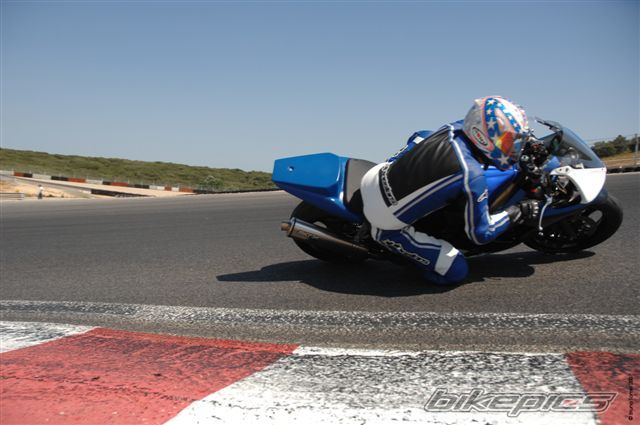 2004 YAMAHA YZF R6 | Picture 1507572 motorcycle photo