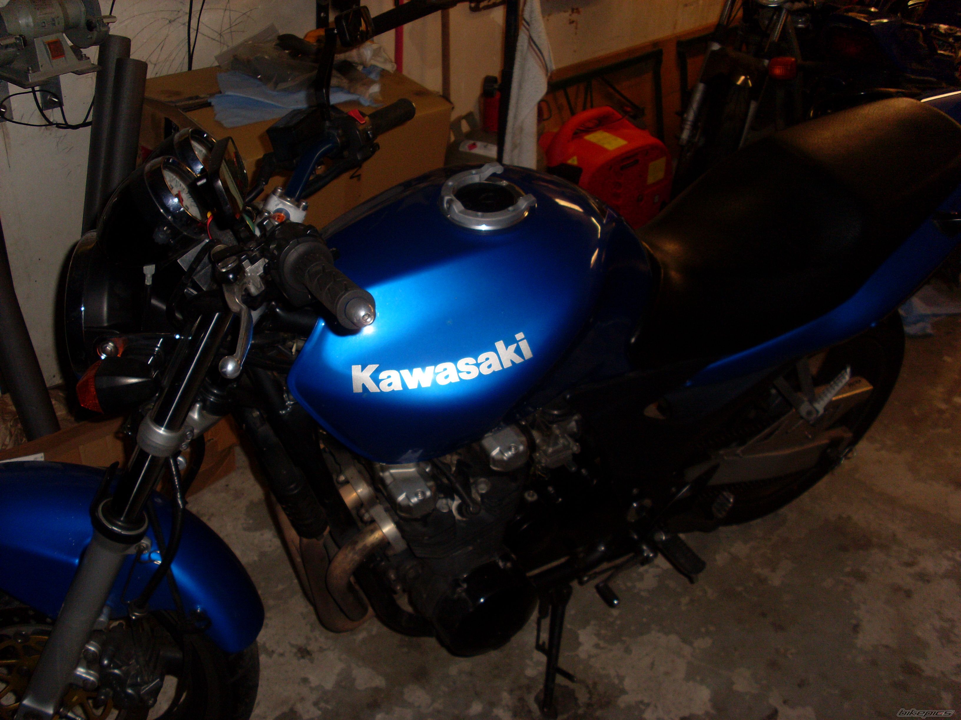 2000 KAWASAKI ZR 7 | Picture 1507790 motorcycle photo
