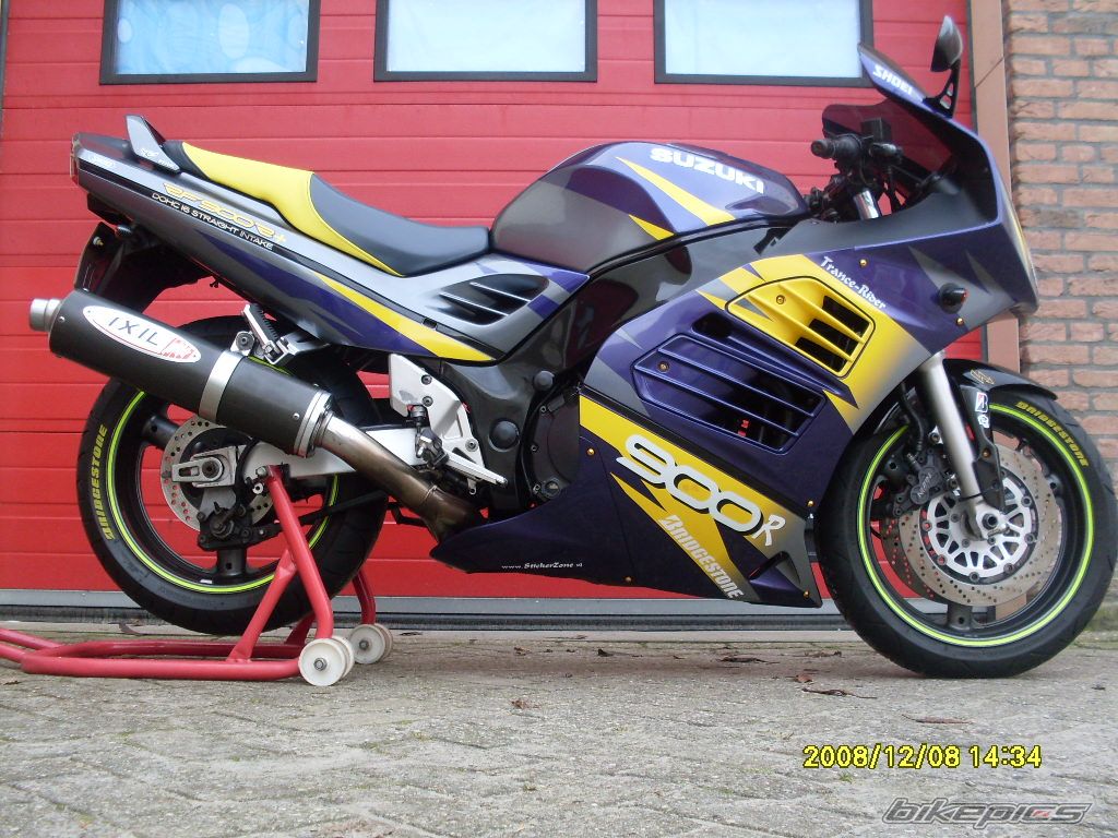 1994 SUZUKI RF 900 | Picture 1509225 motorcycle photo
