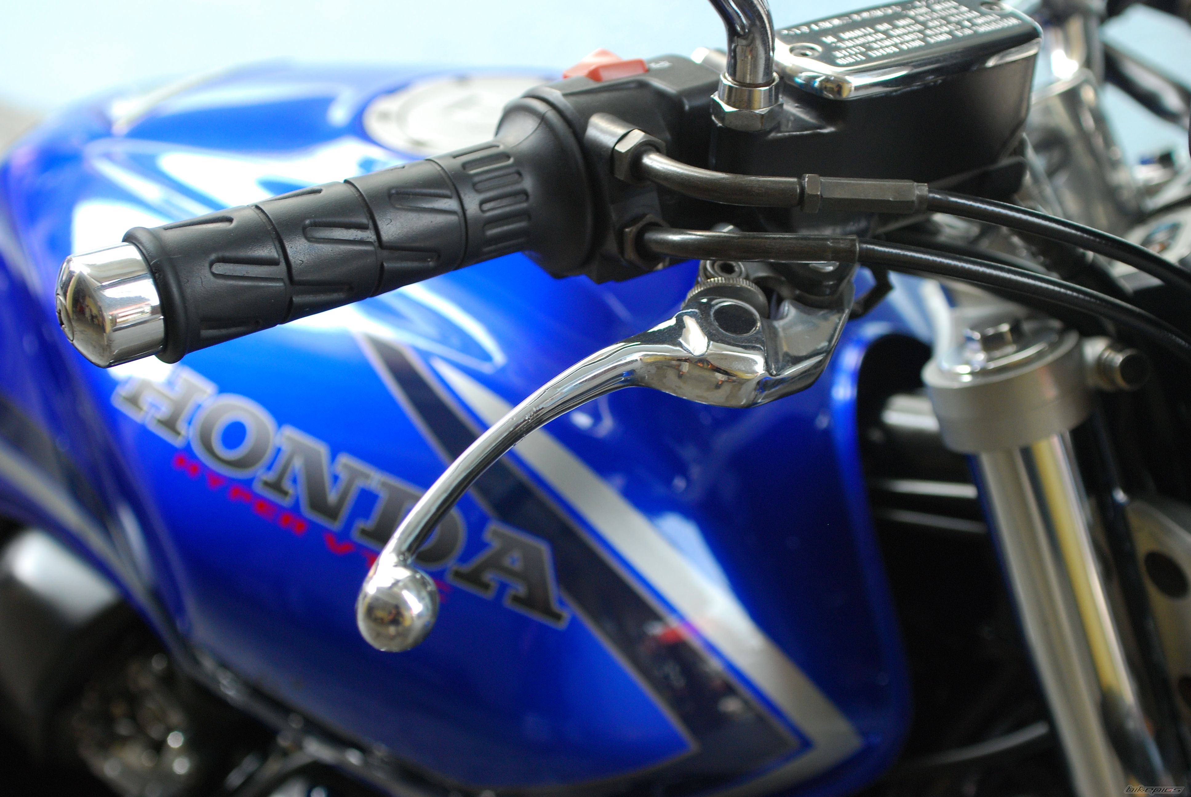 2001 HONDA CB400 HYPER VTEC SPEC 1 | Picture 1512239 motorcycle photo