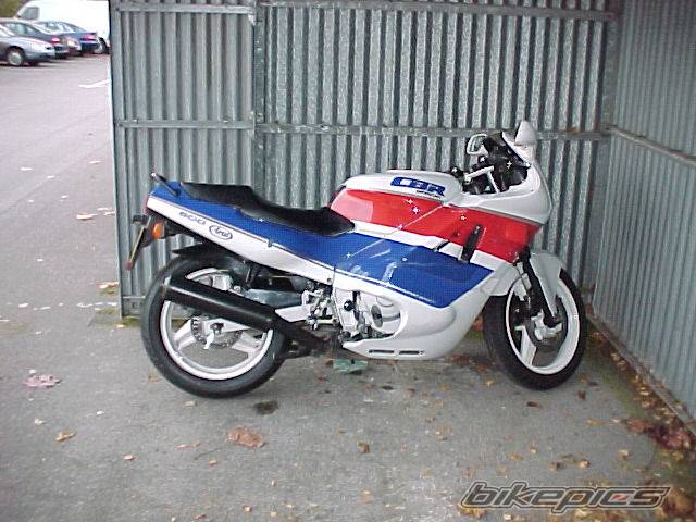 1987 HONDA CBR 600 | Picture 15145 motorcycle photo