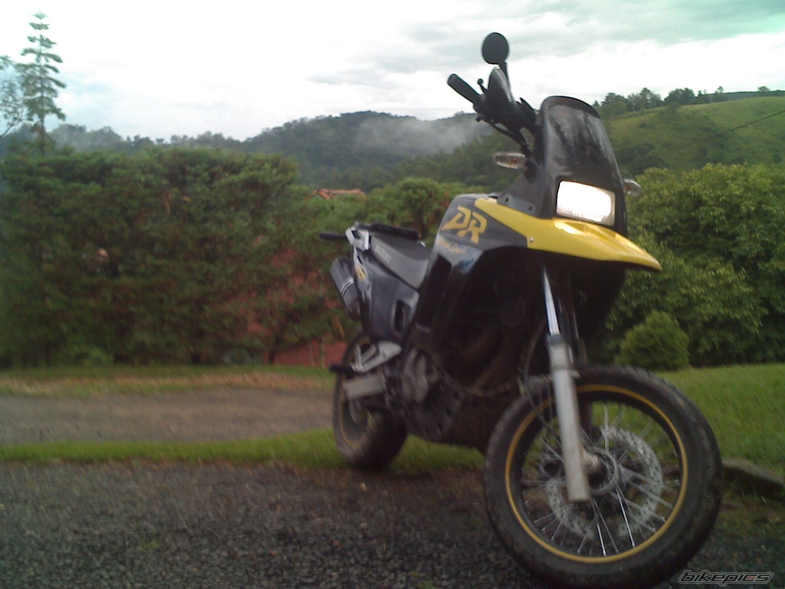 2009 SUZUKI DR 800 | Picture 1518398 motorcycle photo