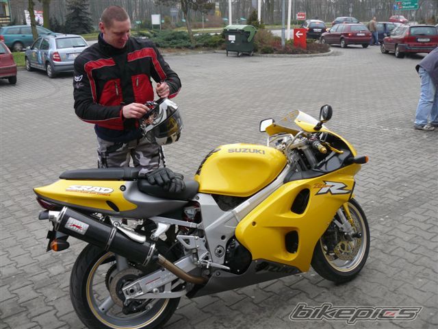 2000 SUZUKI TL1000R | Picture 1519739 motorcycle photo