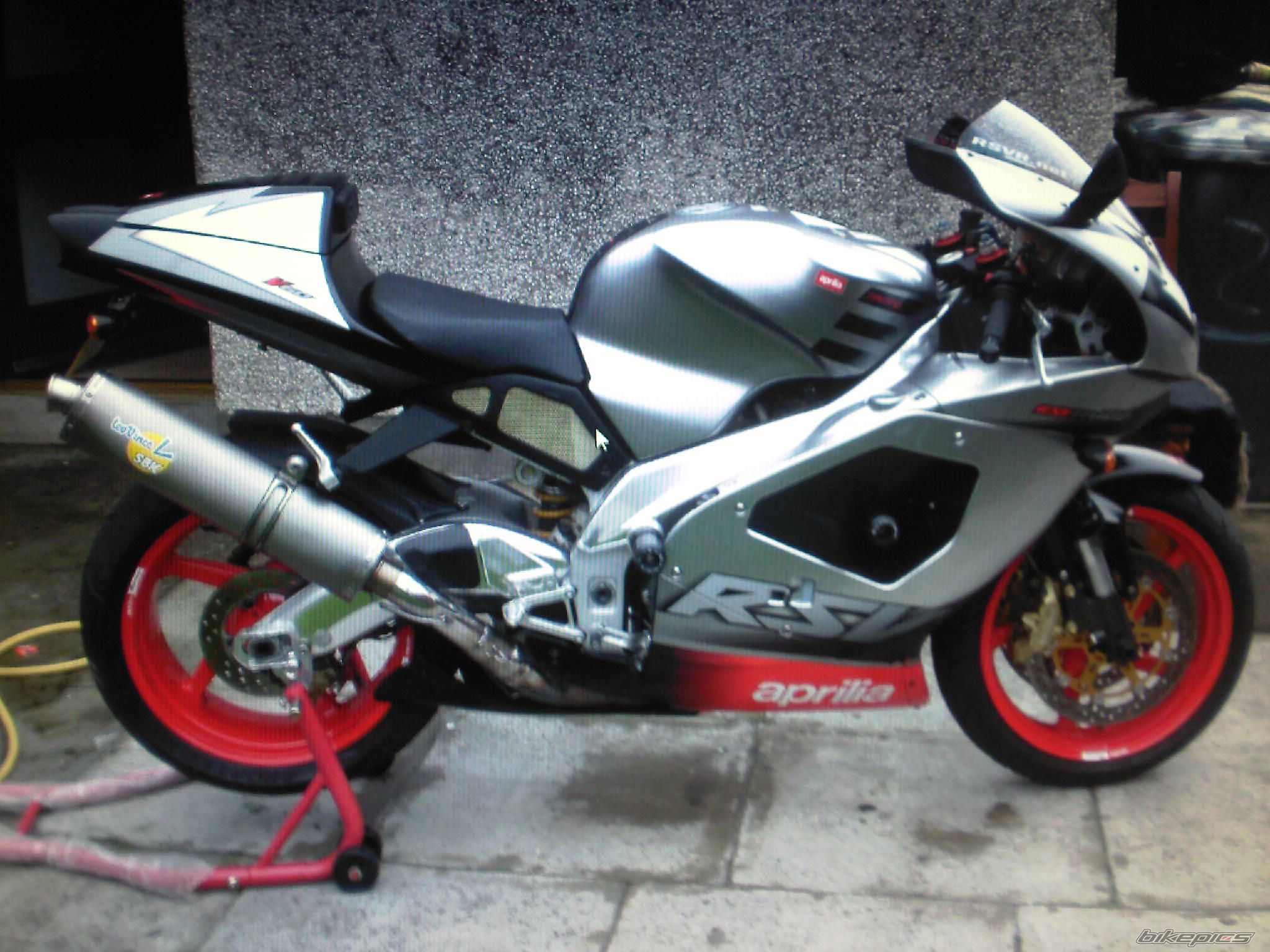 2004 DUCATI 749S | Picture 1519970 motorcycle photo