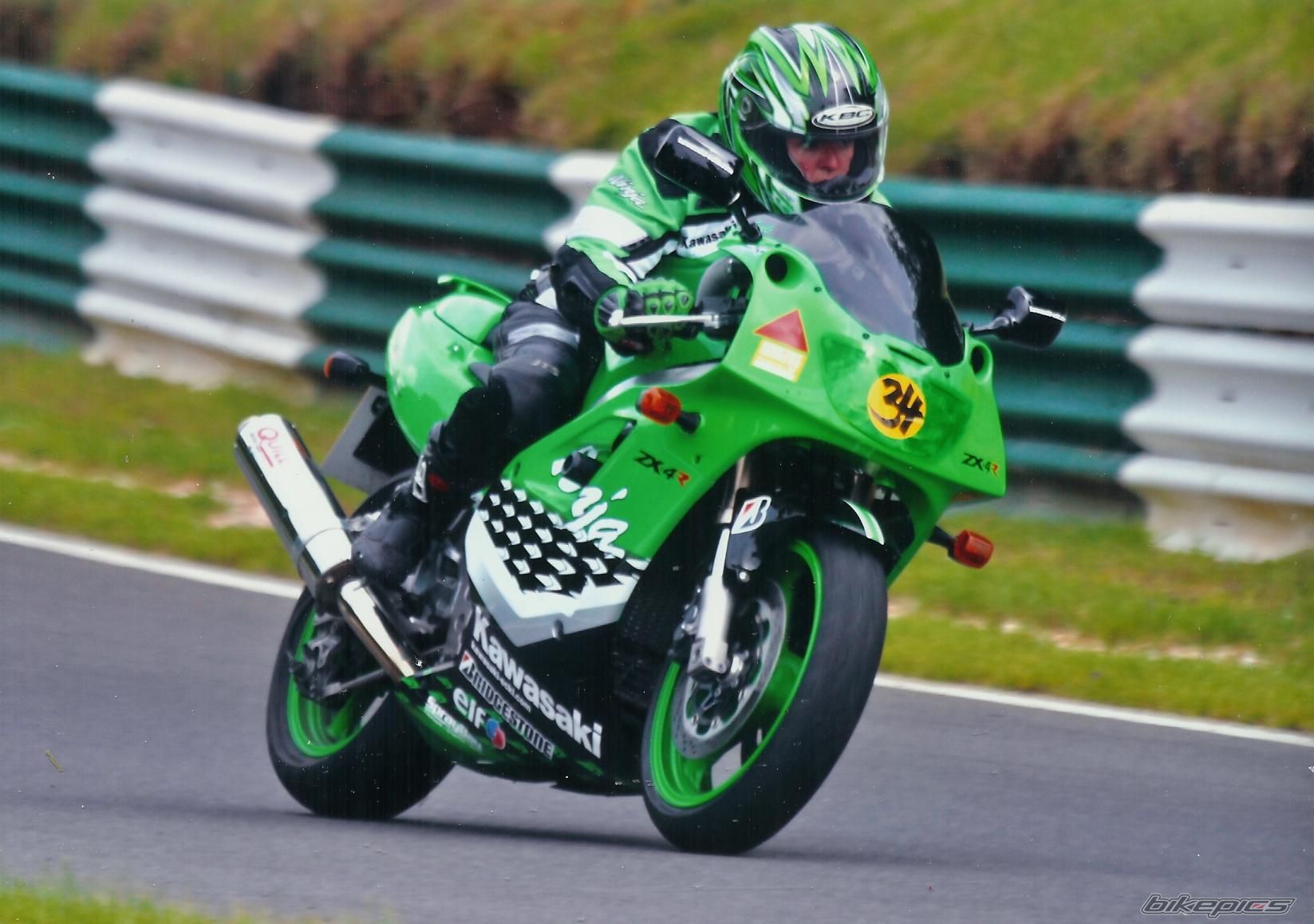 2003 KAWASAKI ZXR 400 | Picture 1522359 motorcycle photo