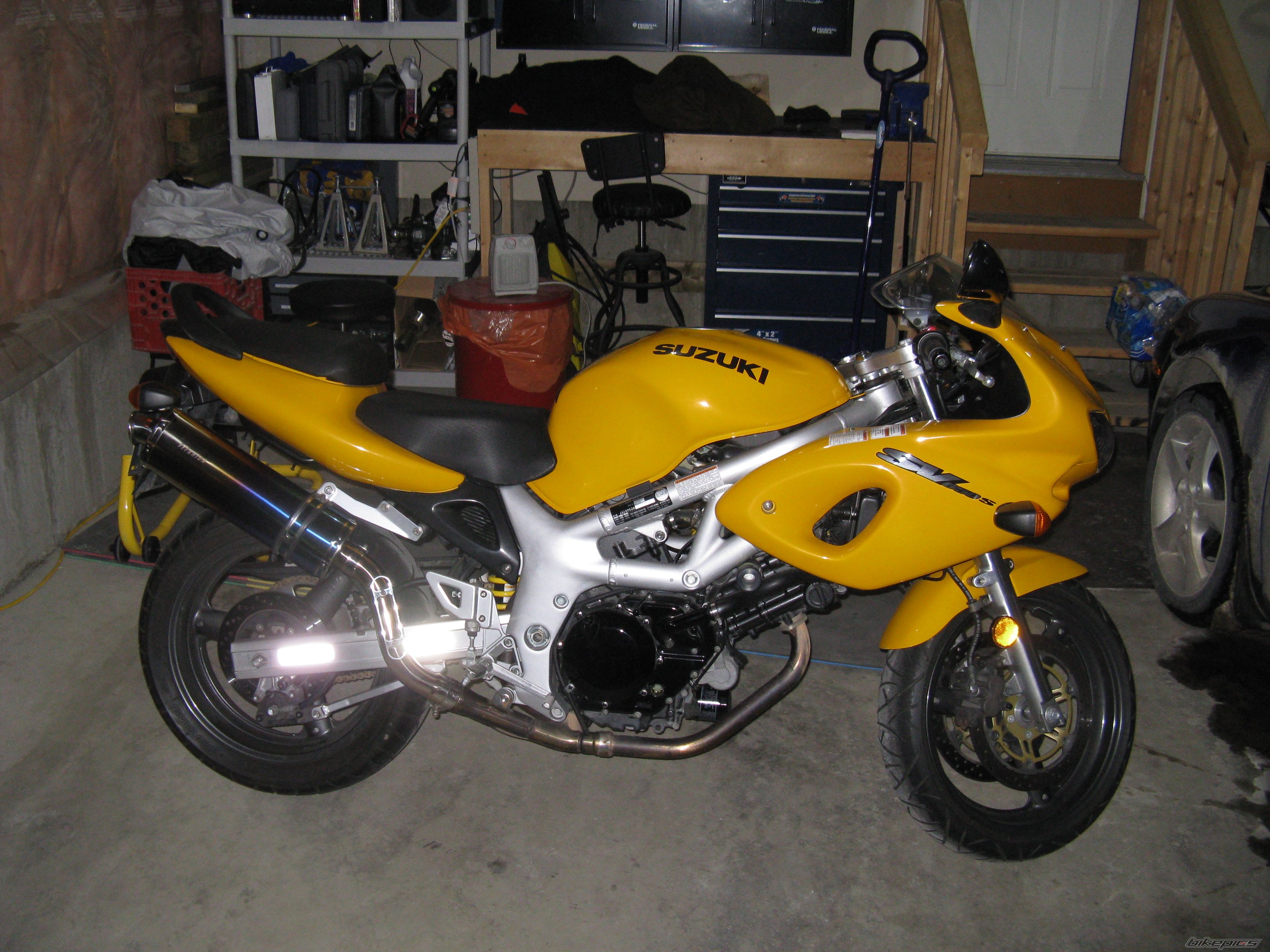 2000 SUZUKI SV 650S | Picture 1525629 motorcycle photo
