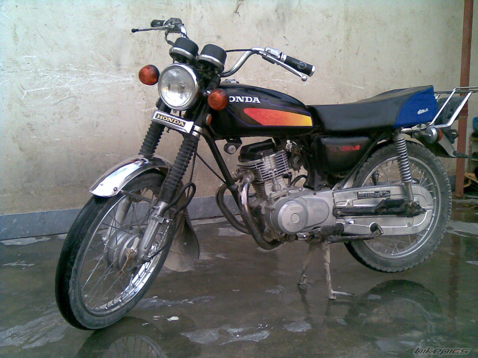 2009 HONDA CB 125 | Picture 1526219 motorcycle photo