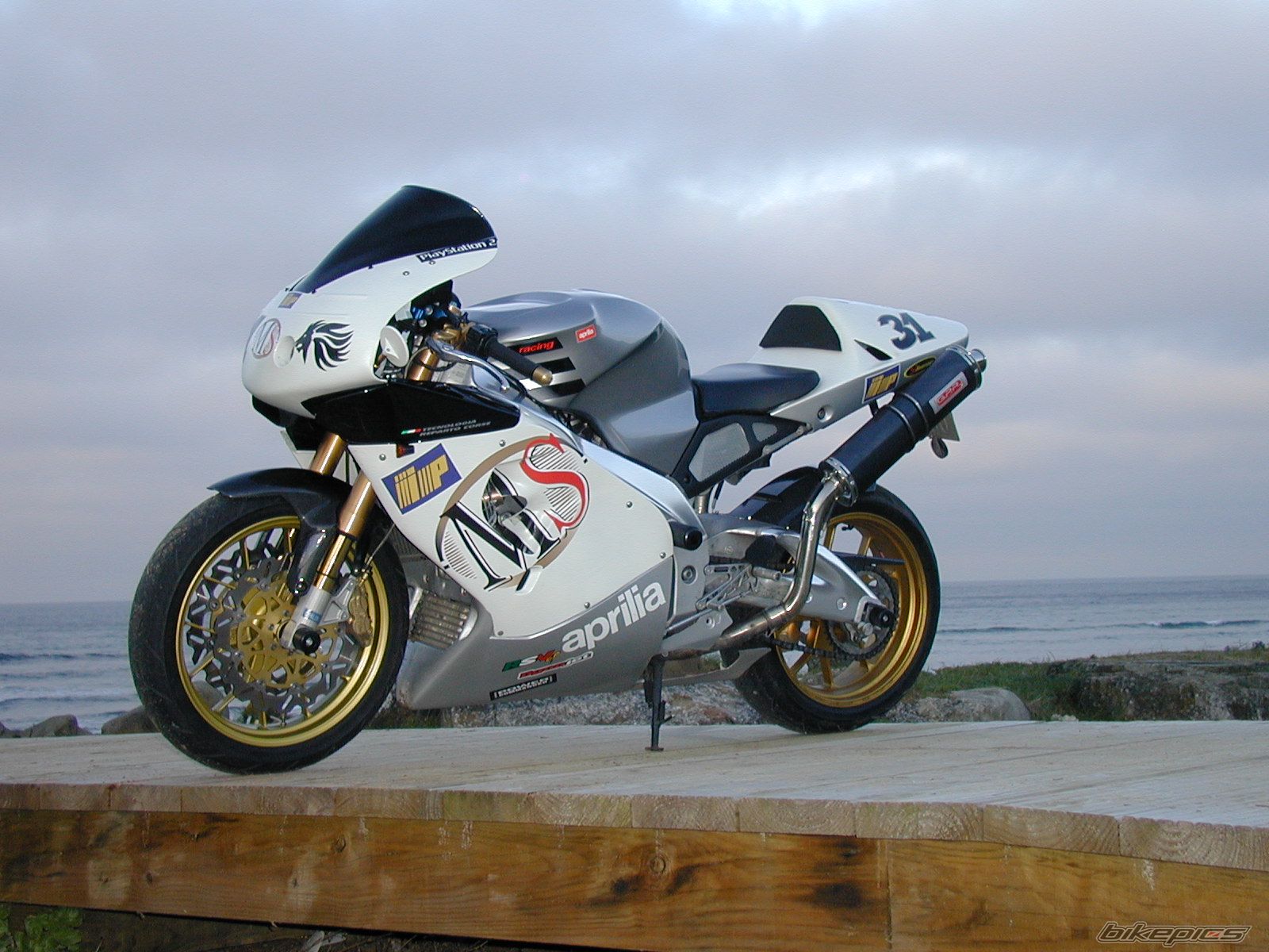 1999 APRILIA RSV 1000 MILLE | Picture 1527673 motorcycle photo