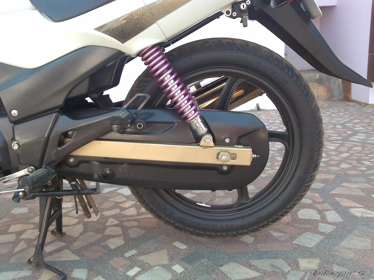 2008 HERO HONDA KARIZMA | Picture 1528227 motorcycle photo