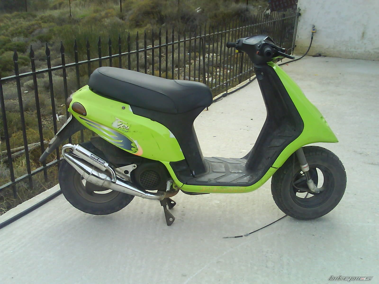 2003 PIAGGIO TYPHOON 125 | Picture 1528455 motorcycle photo