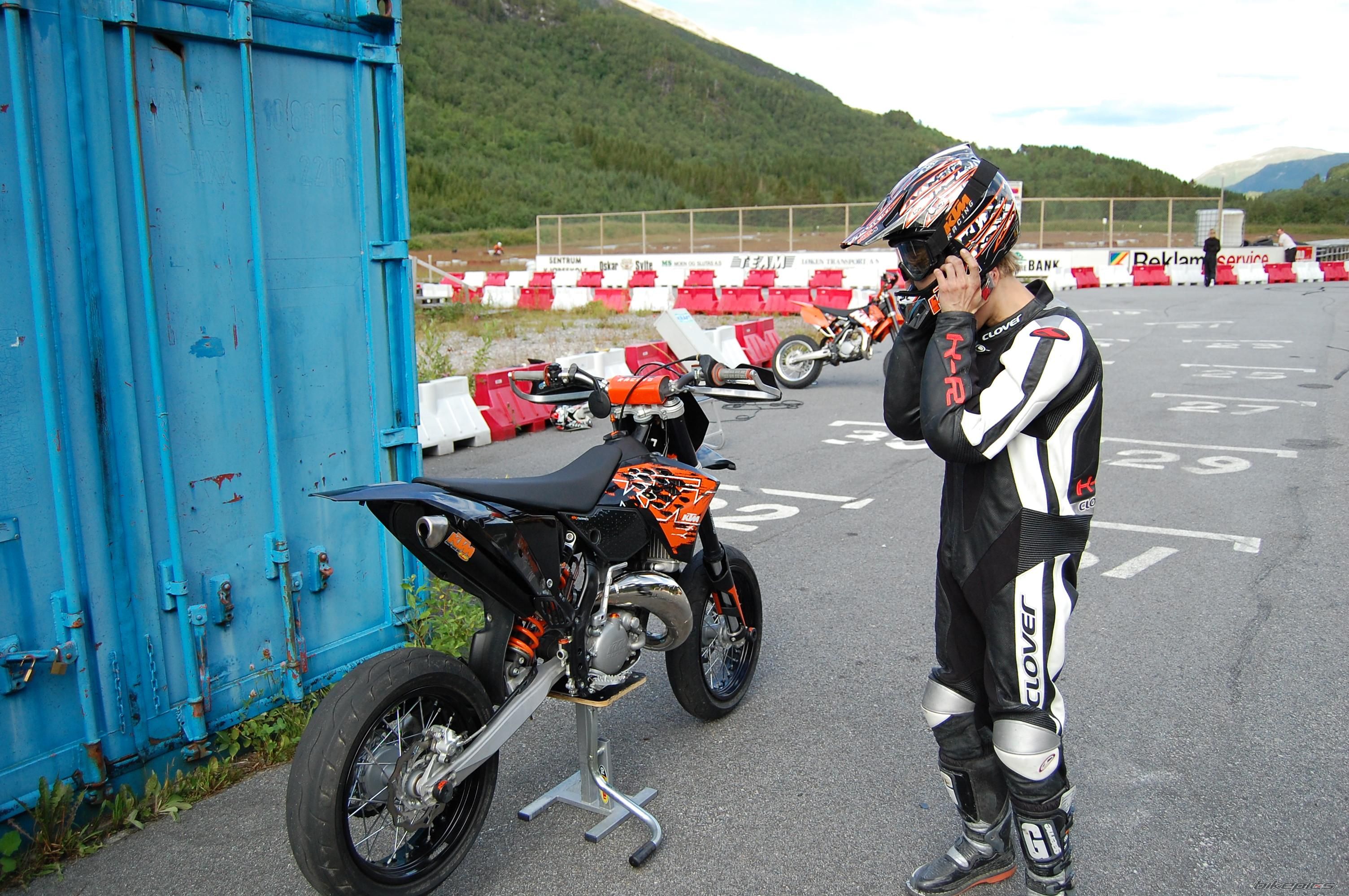 2008 KTM 125 EXC | Picture 1530326 motorcycle photo