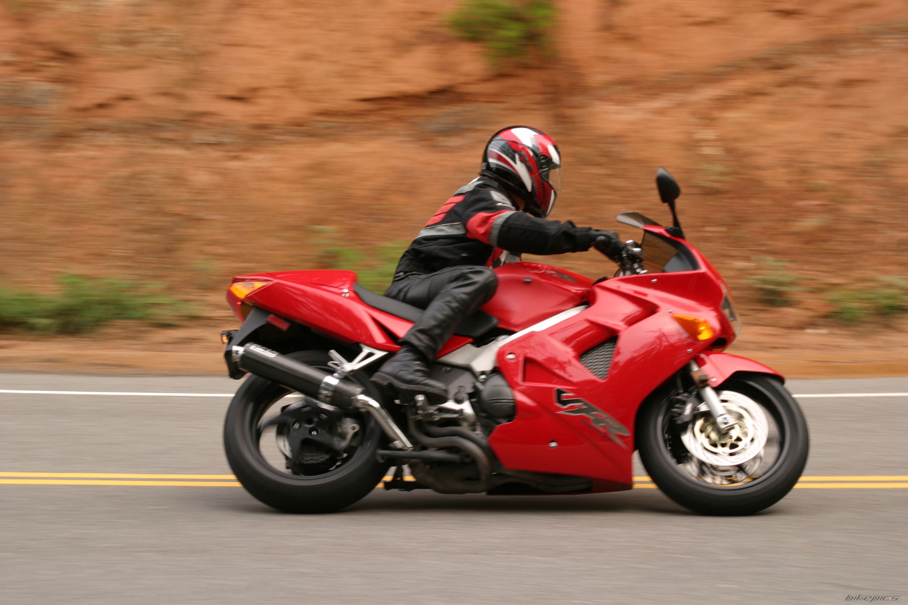 1998 HONDA VFR 800 | Picture 1530342 motorcycle photo