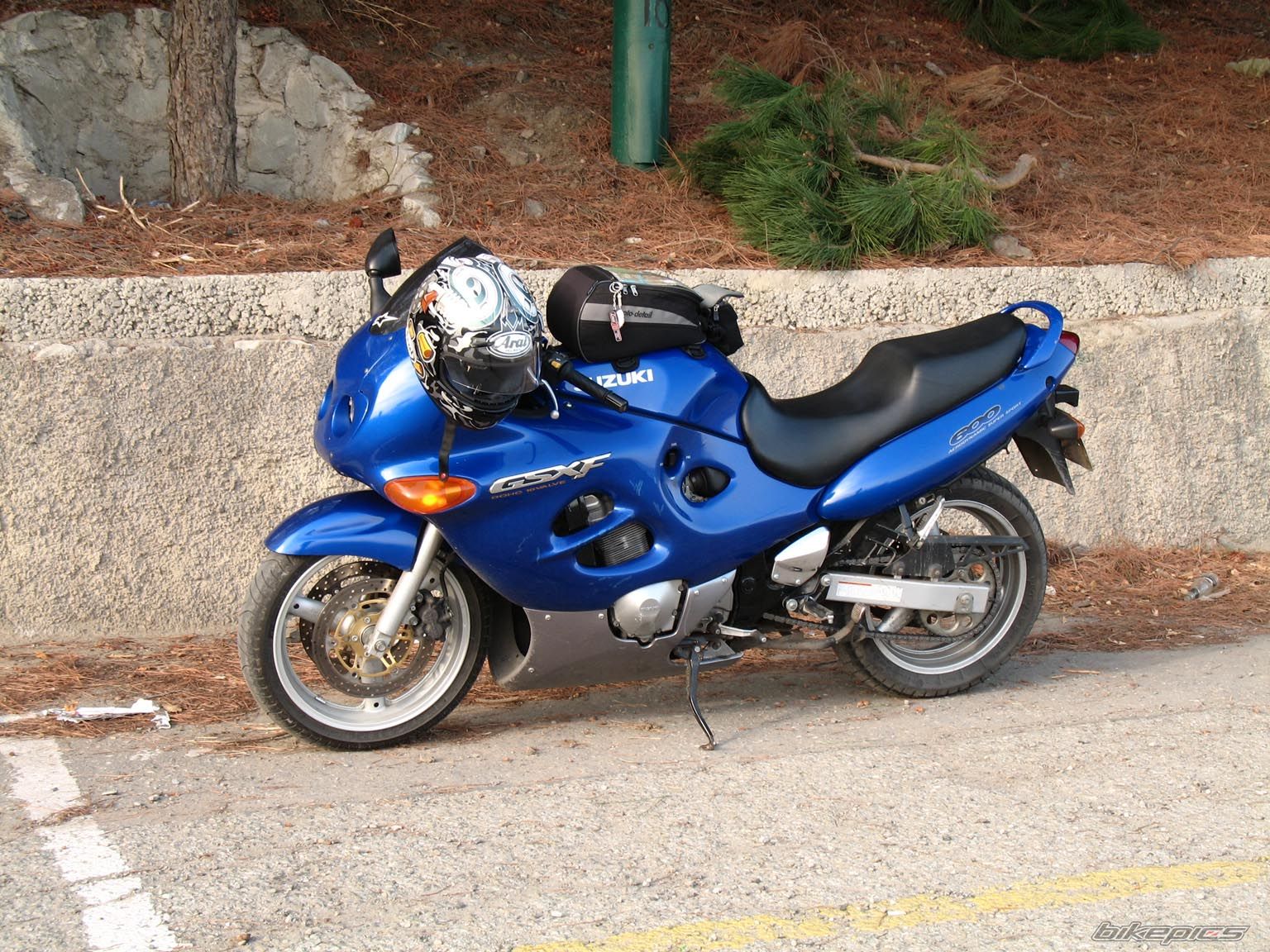 1998 SUZUKI GSX 600 | Picture 1530724 motorcycle photo