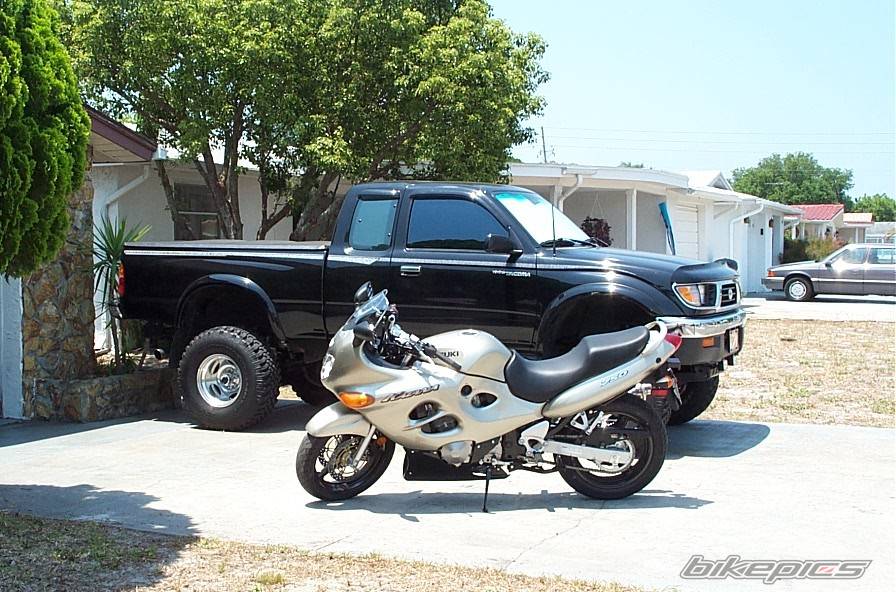 2001 SUZUKI GSX 750F | Picture 15330 motorcycle photo