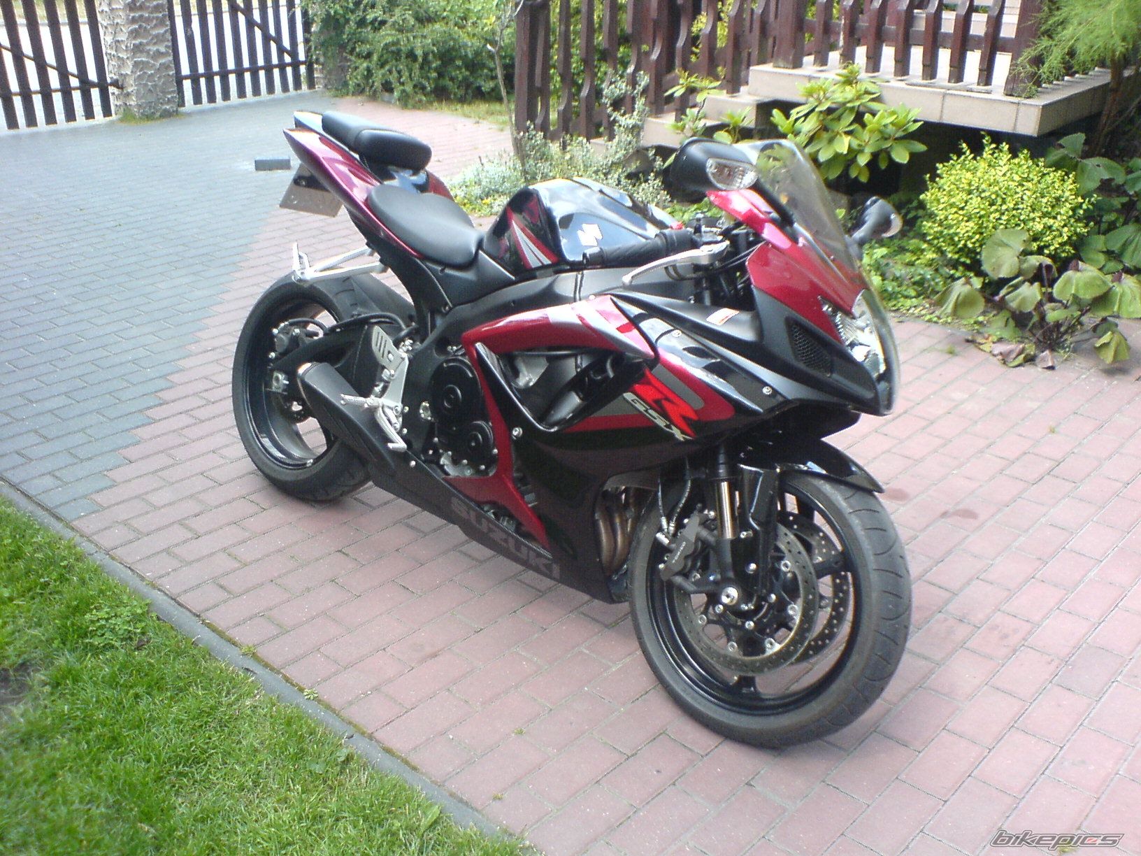 2006 SUZUKI GSX R 750 | Picture 1536144 motorcycle photo