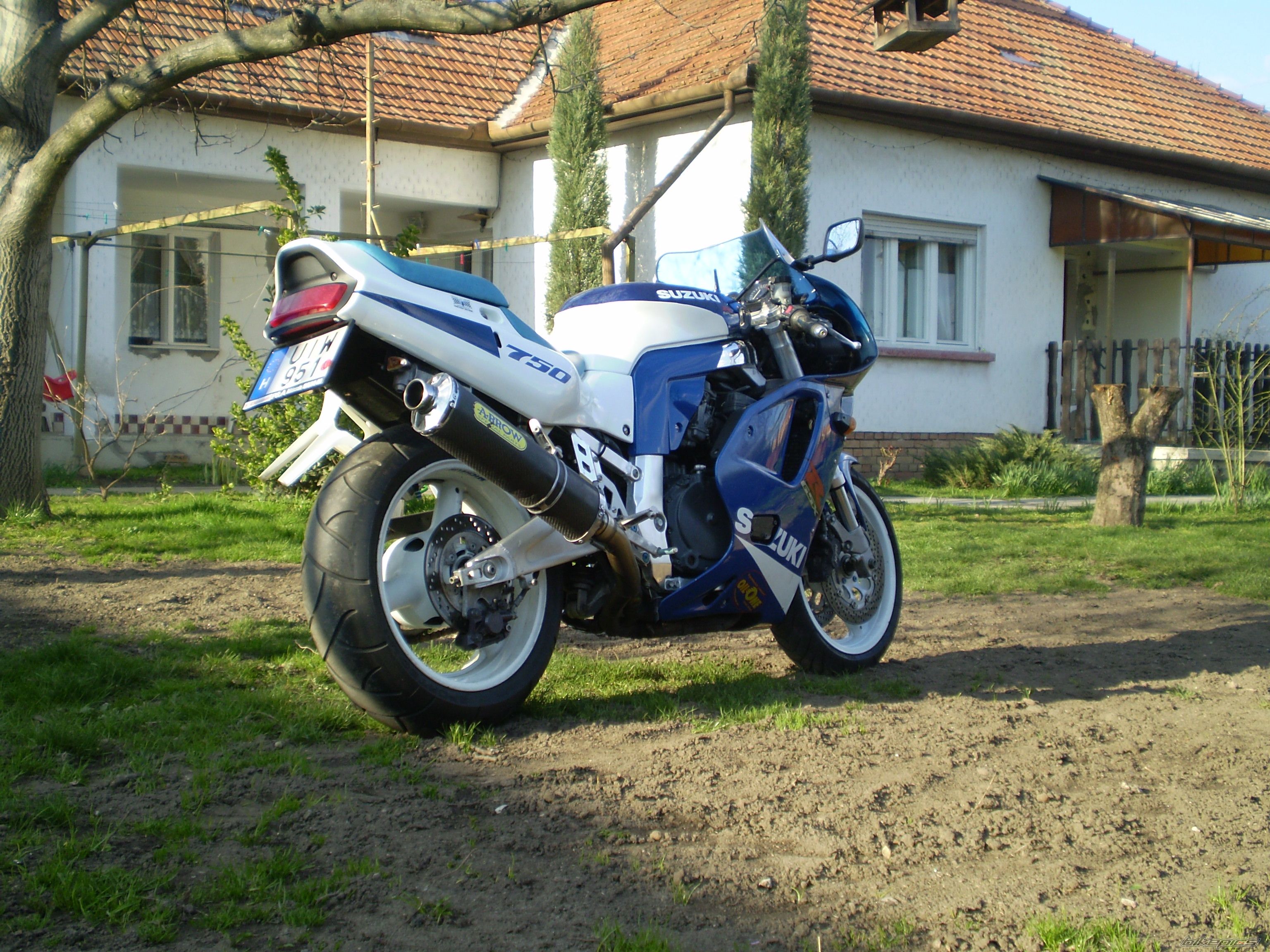 1993 SUZUKI GSX R 750 | Picture 1538838 motorcycle photo