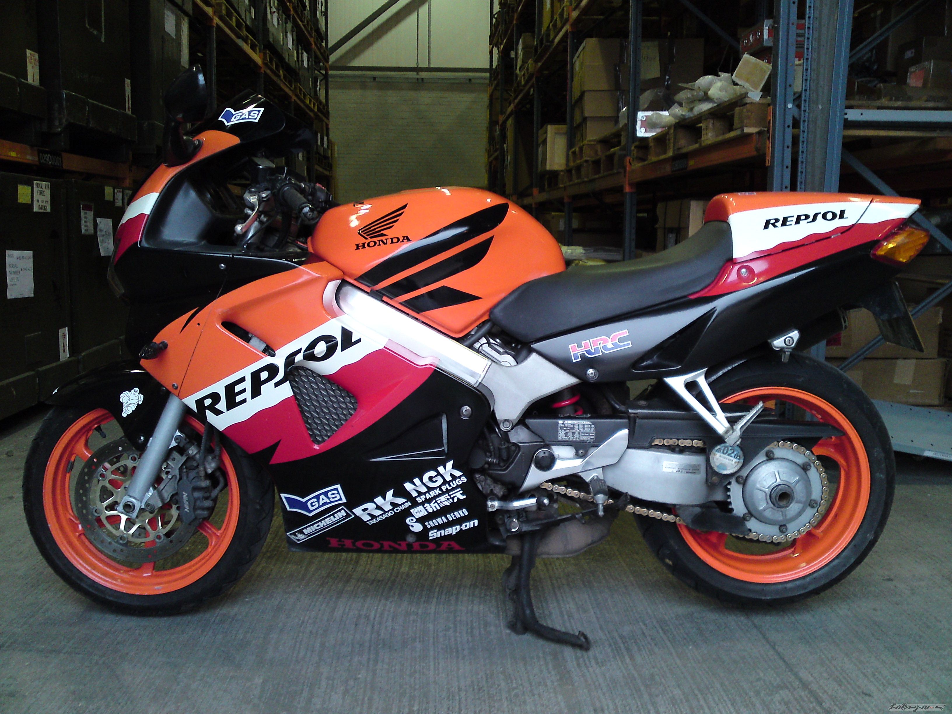 1998 HONDA VFR 800 | Picture 1538979 motorcycle photo