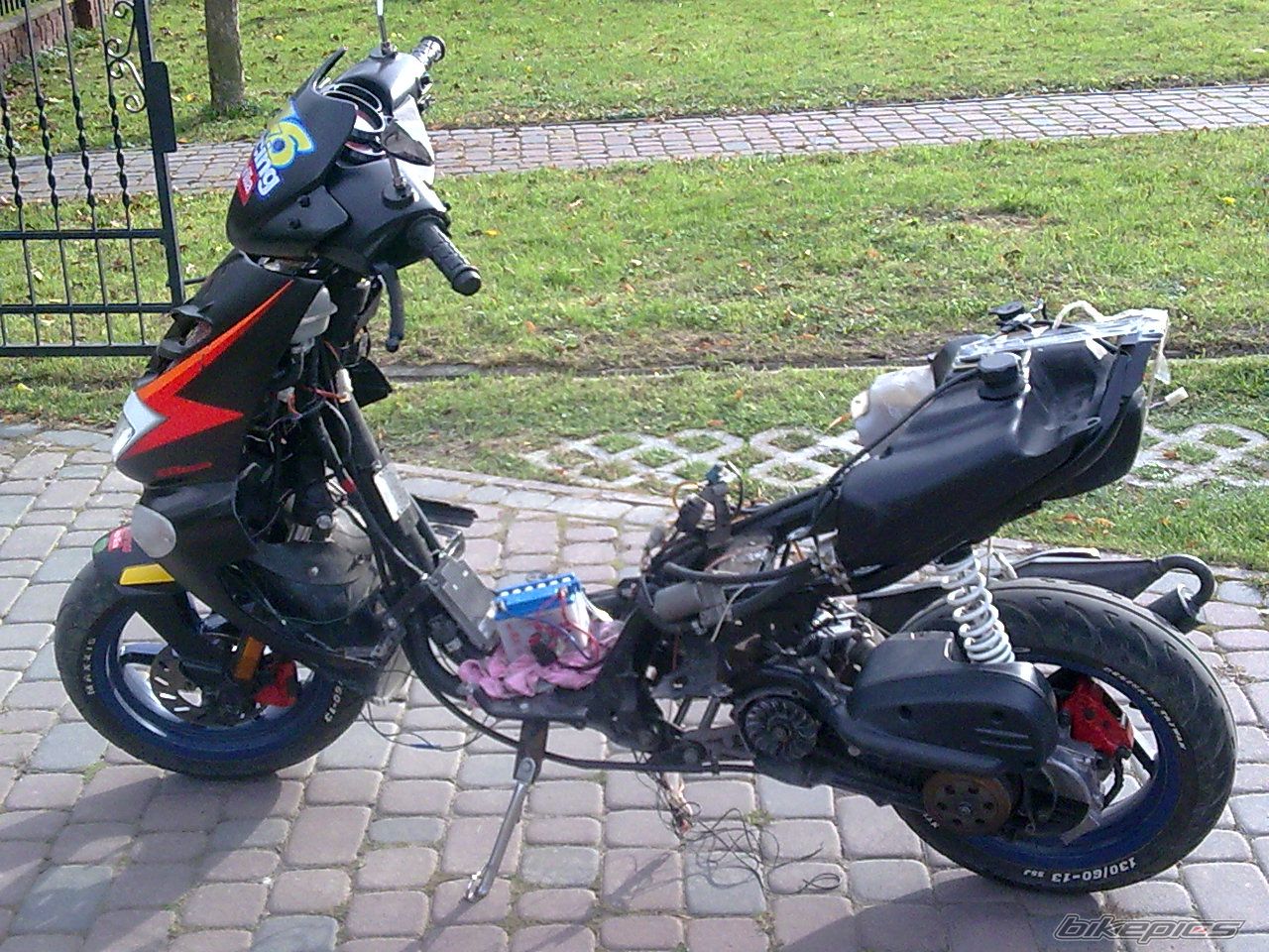 2003 APRILIA SR RACING 50 | Picture 1539391 motorcycle photo
