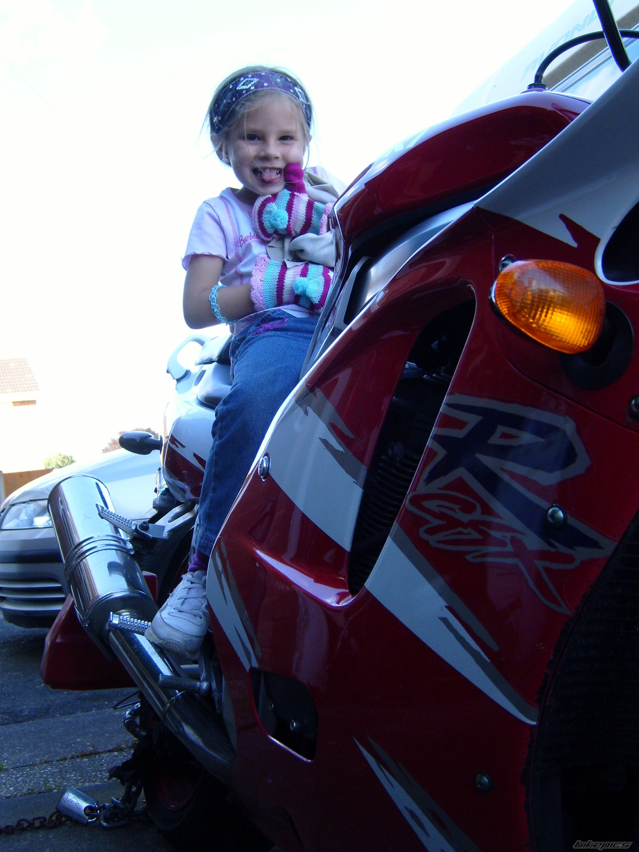 1994 SUZUKI GSX R 750 | Picture 1541926 motorcycle photo