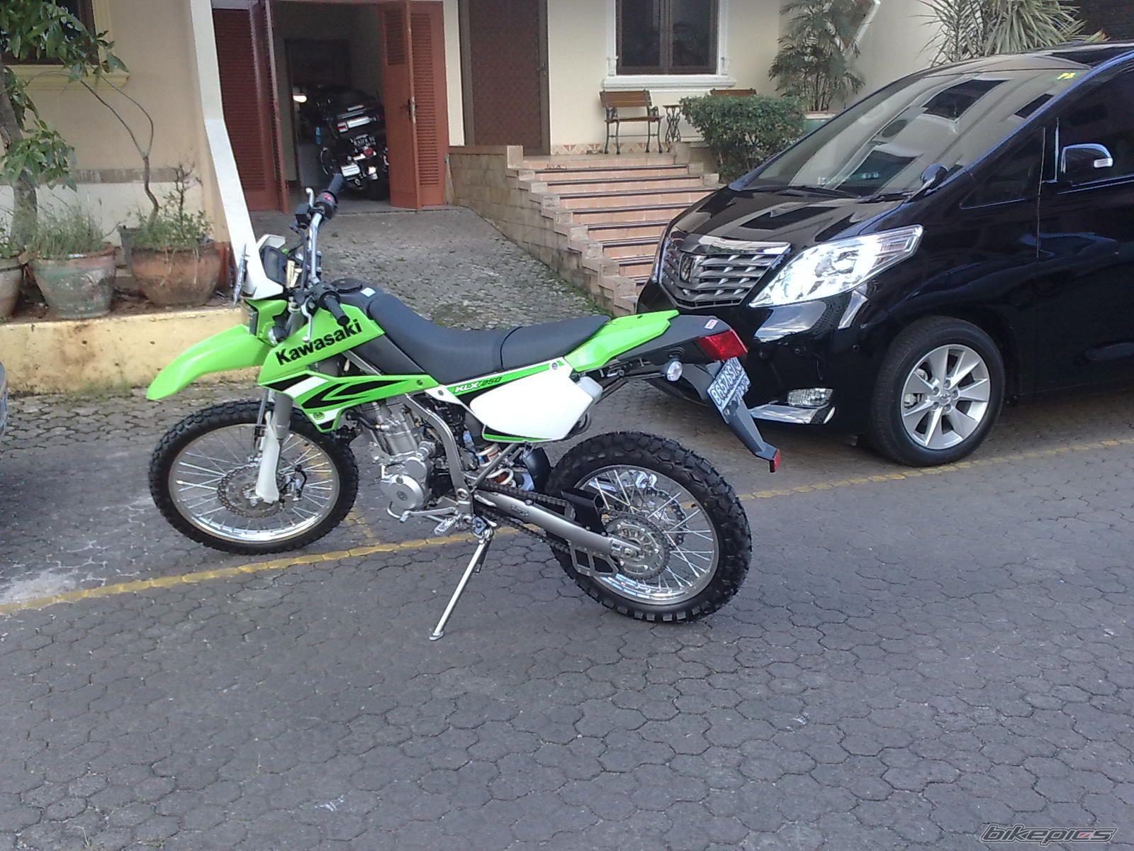 2009 KAWASAKI KLX 250 | Picture 1542905 motorcycle photo