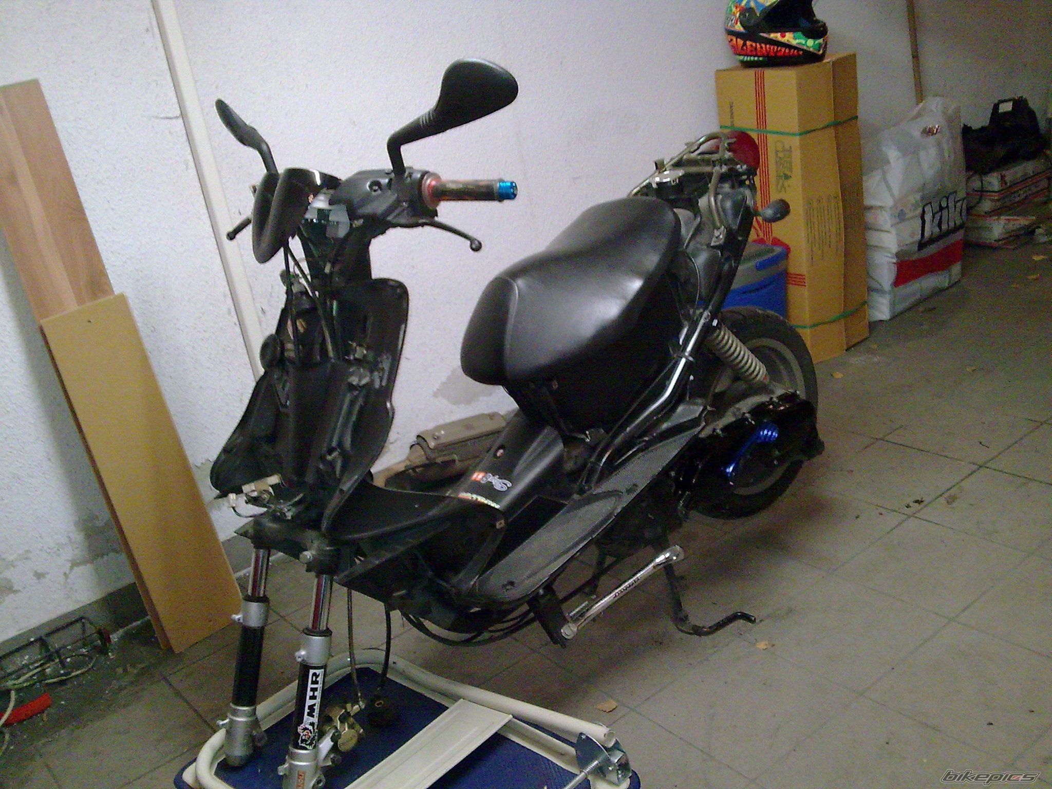 2002 YAMAHA AEROX 100 | Picture 1543267 motorcycle photo