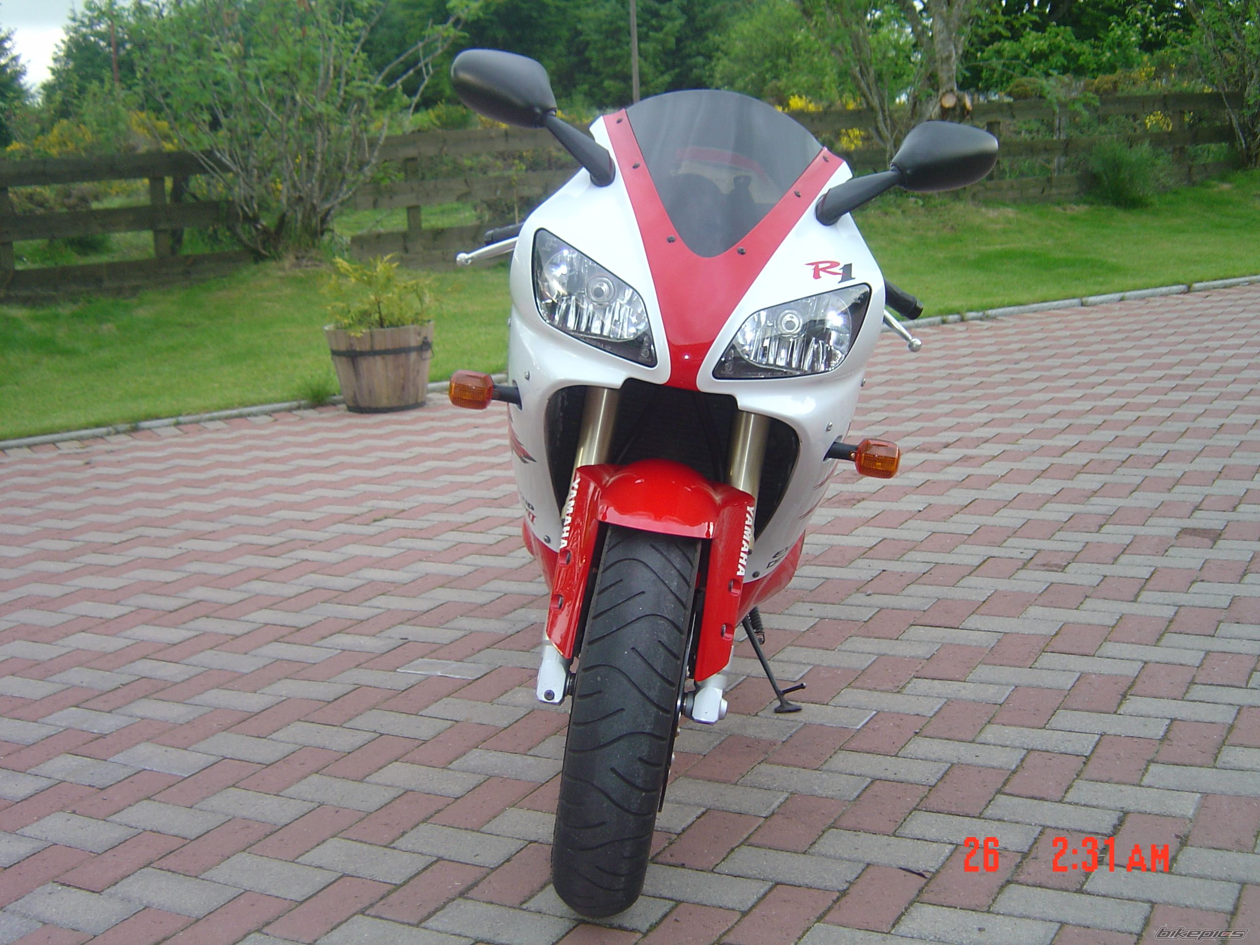 1998 YAMAHA YZF R1 | Picture 1543786 motorcycle photo