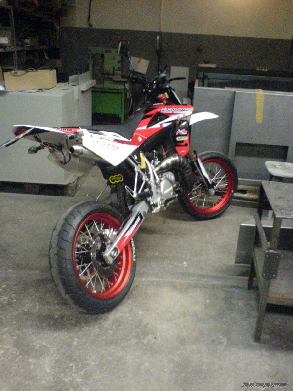 2007 HUSQVARNA SM 125 S | Picture 1544359 motorcycle photo