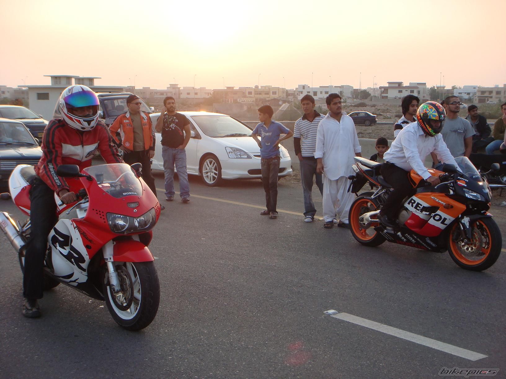 2008 YAMAHA YZF R1 | Picture 1544768 motorcycle photo